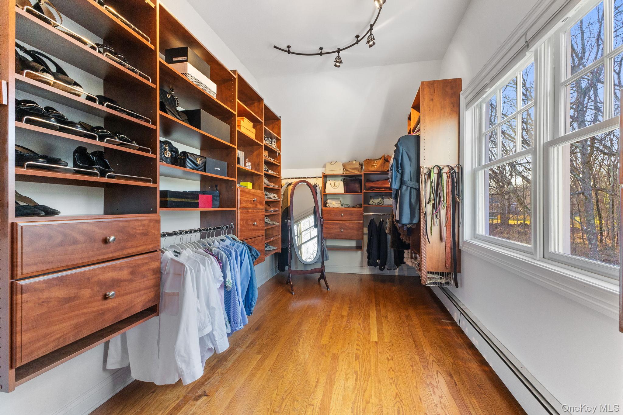 36 Scofield Road, Pound Ridge, NY 10576