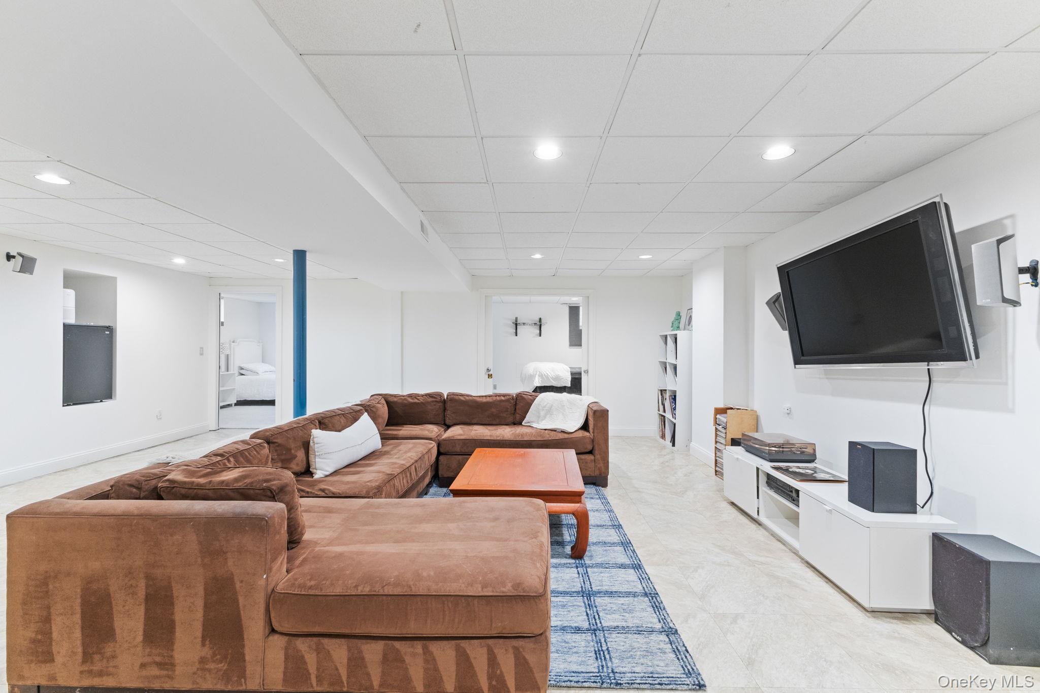 36 Scofield Road, Pound Ridge, NY 10576