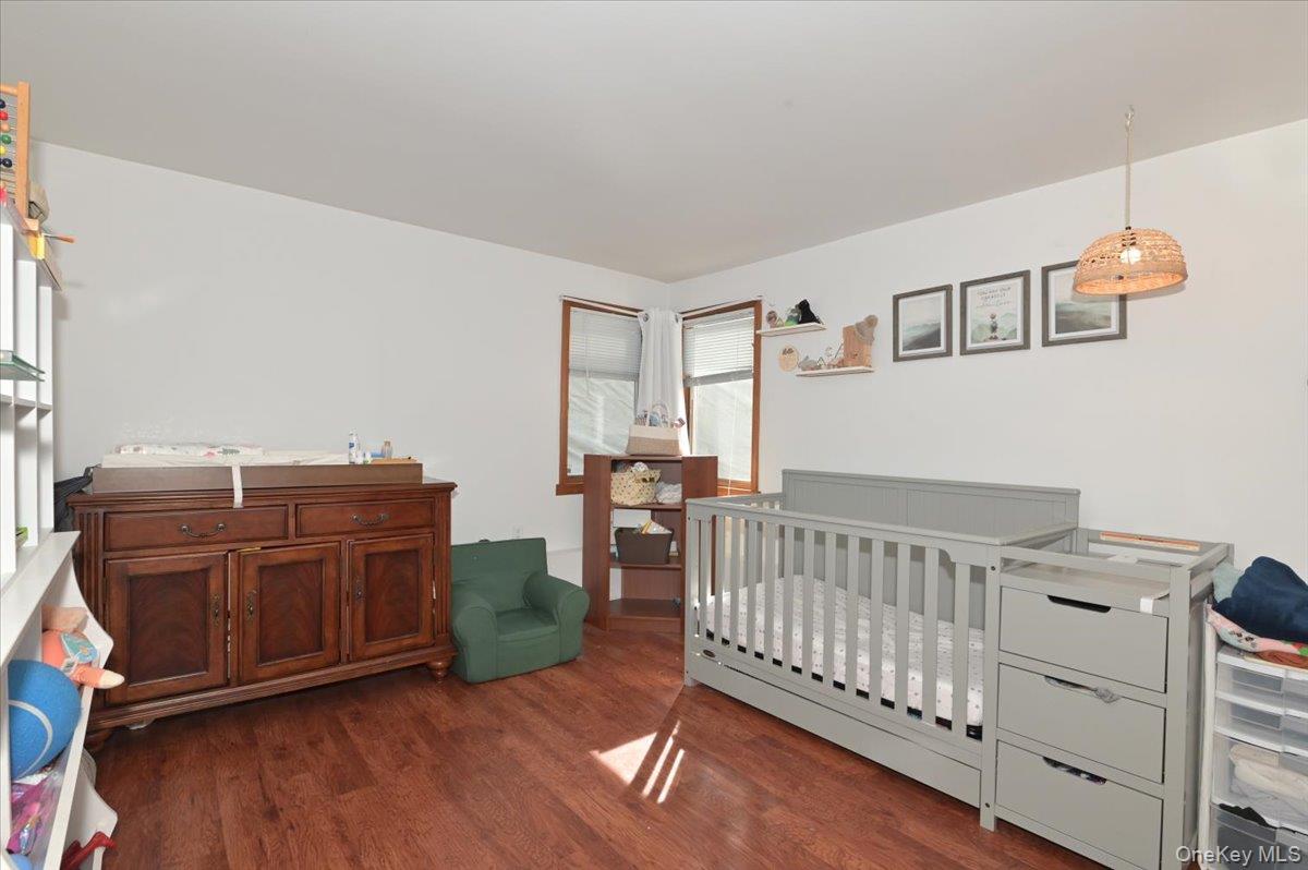 332 Sea Cliff Street, Islip Terrace, NY 11752