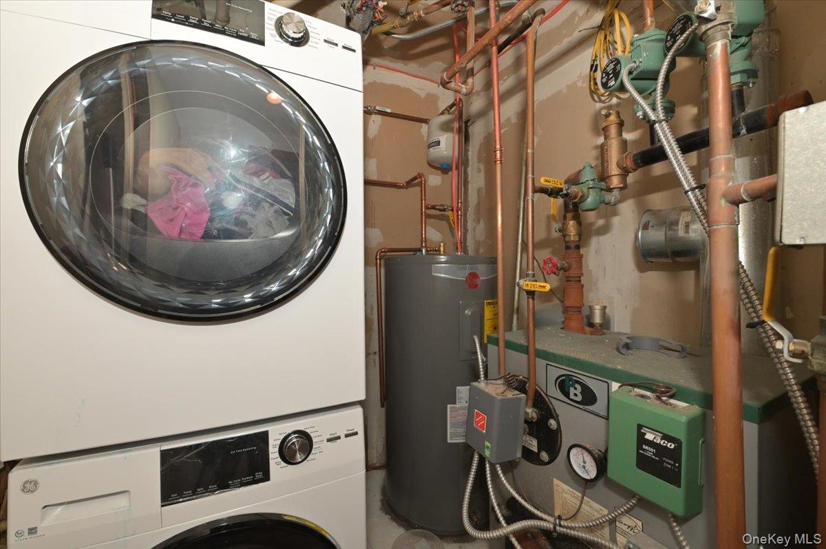 332 Sea Cliff Street, Islip Terrace, NY 11752