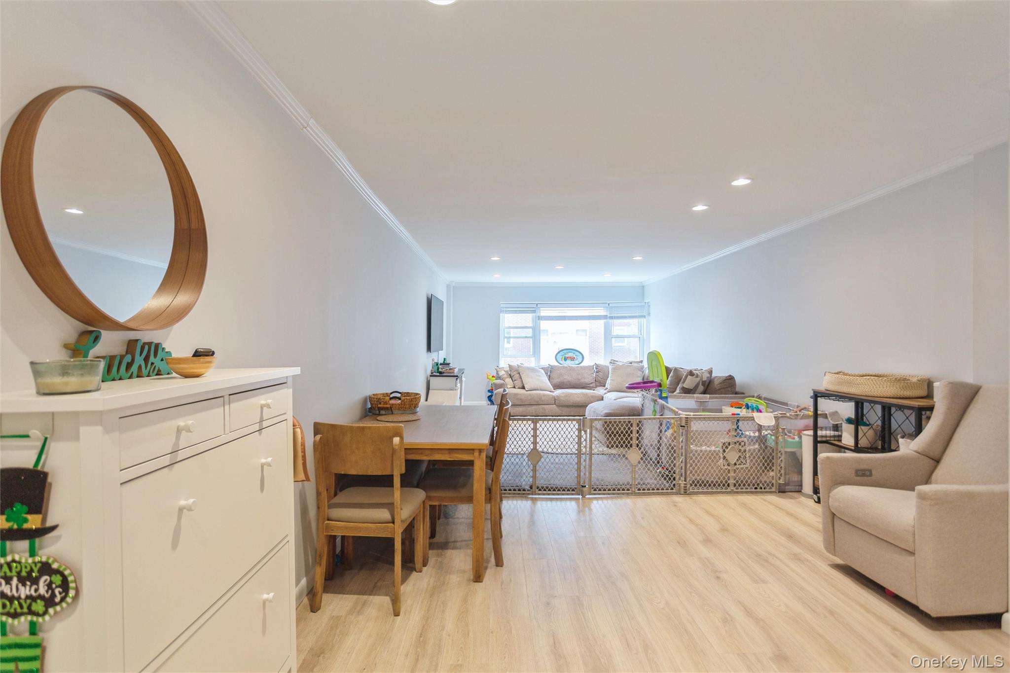 740 E Broadway # 4D, Long Beach, NY 11561