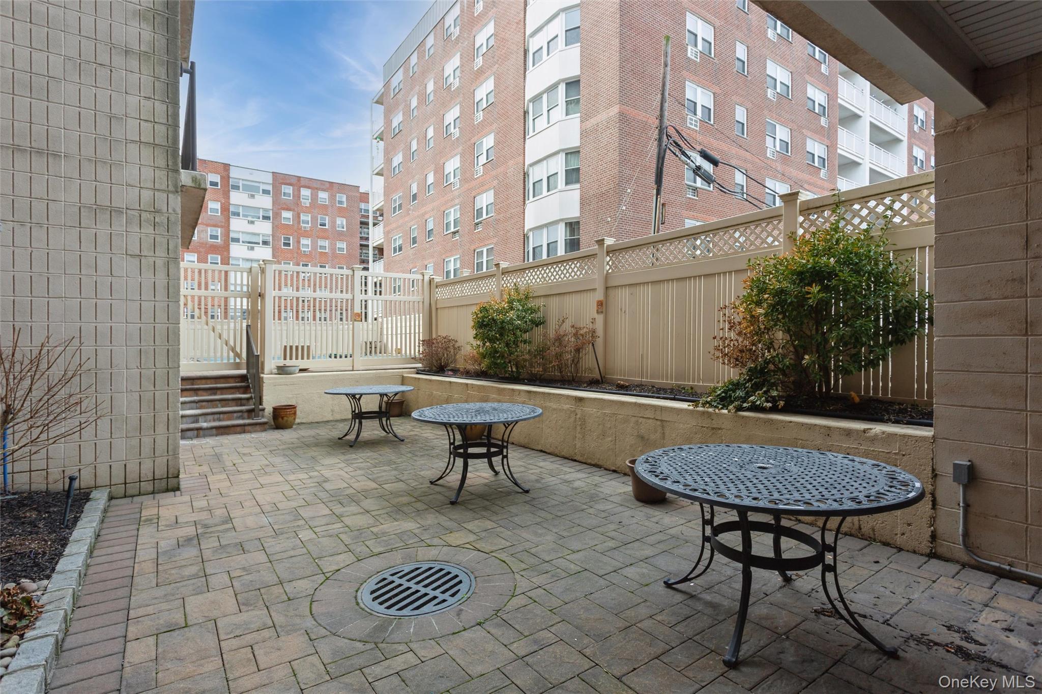 740 E Broadway # 4D, Long Beach, NY 11561