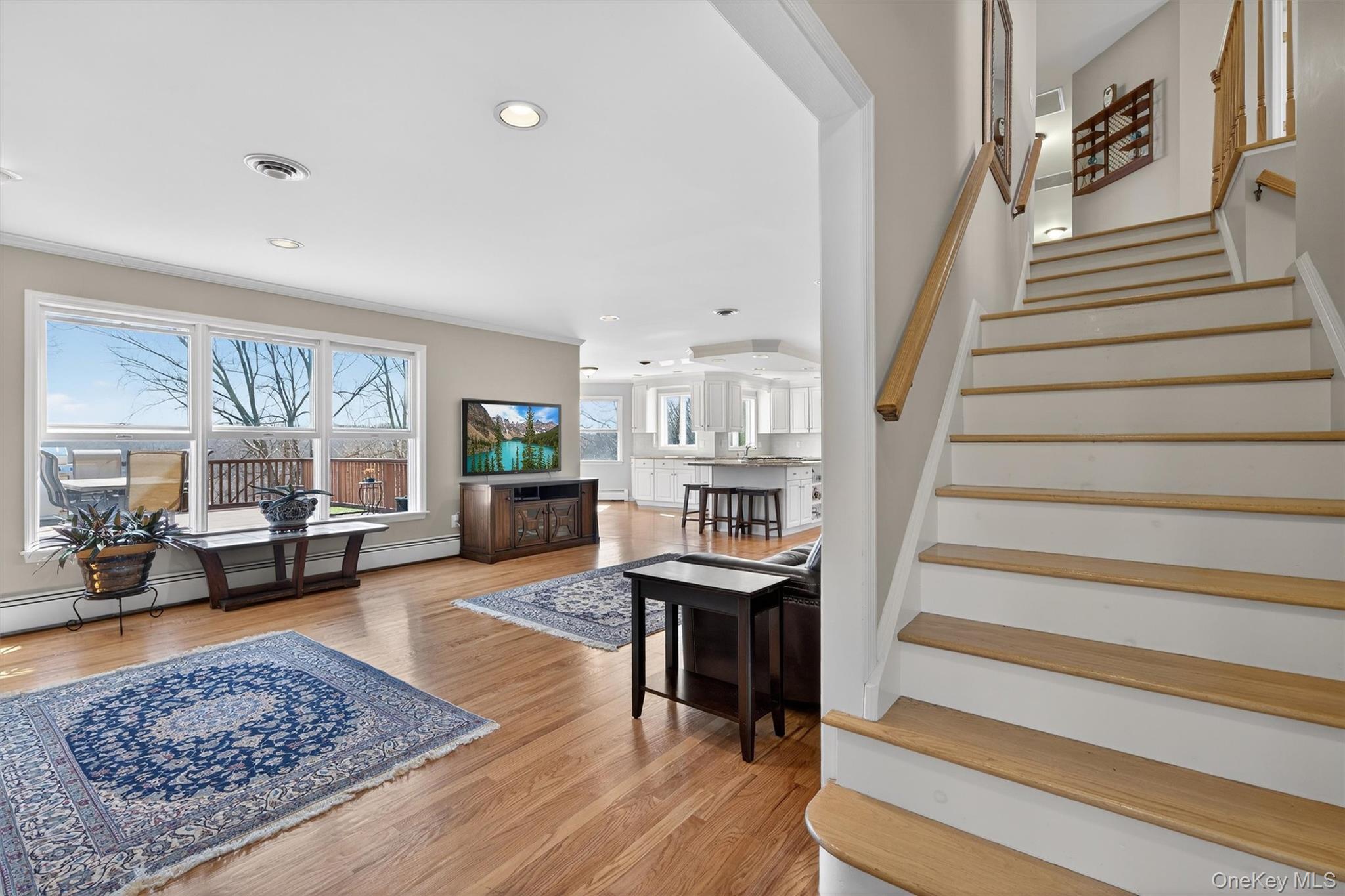 18 Almond Tree Lane, Warwick, NY 10990