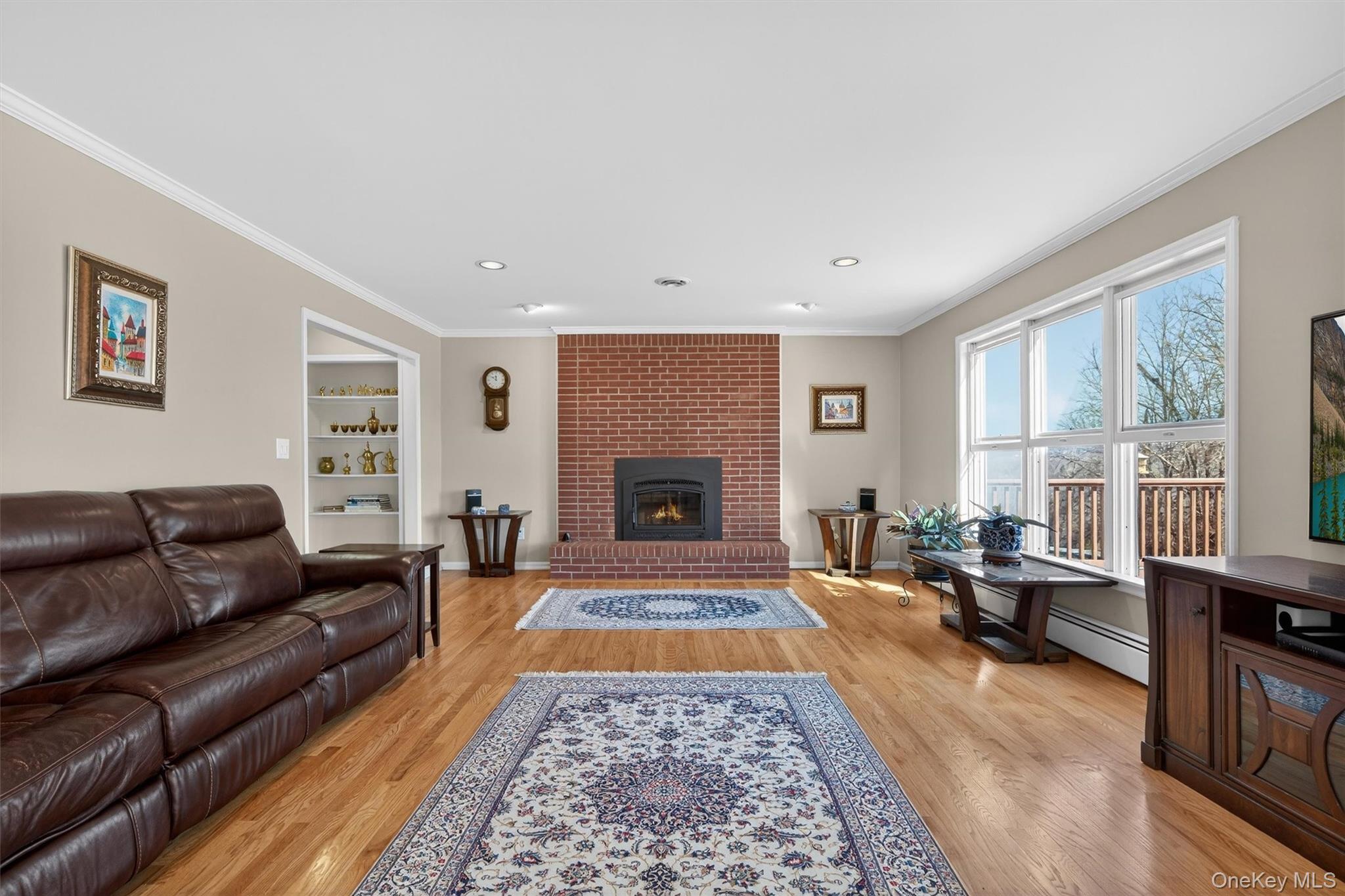 18 Almond Tree Lane, Warwick, NY 10990