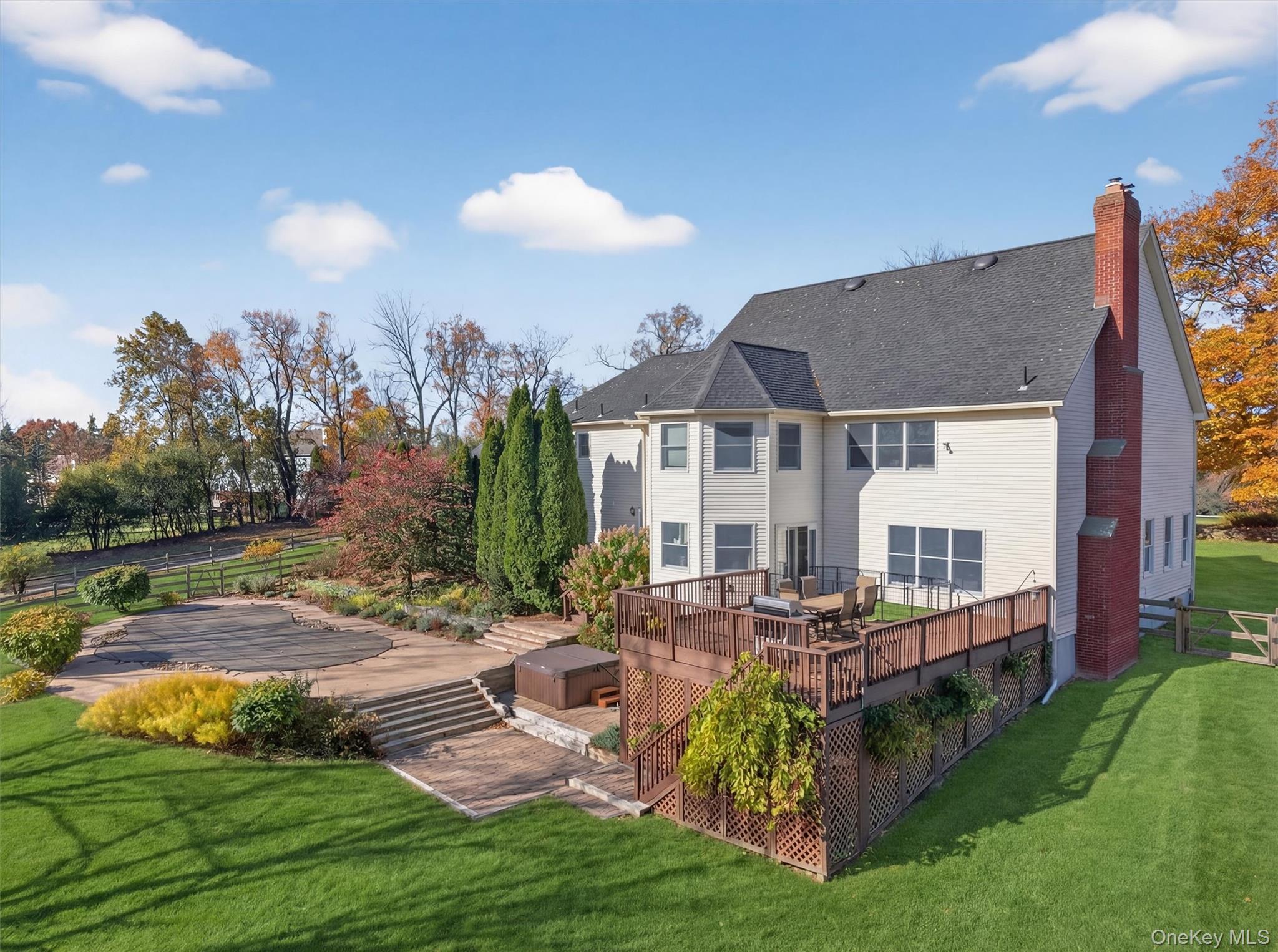 18 Almond Tree Lane, Warwick, NY 10990