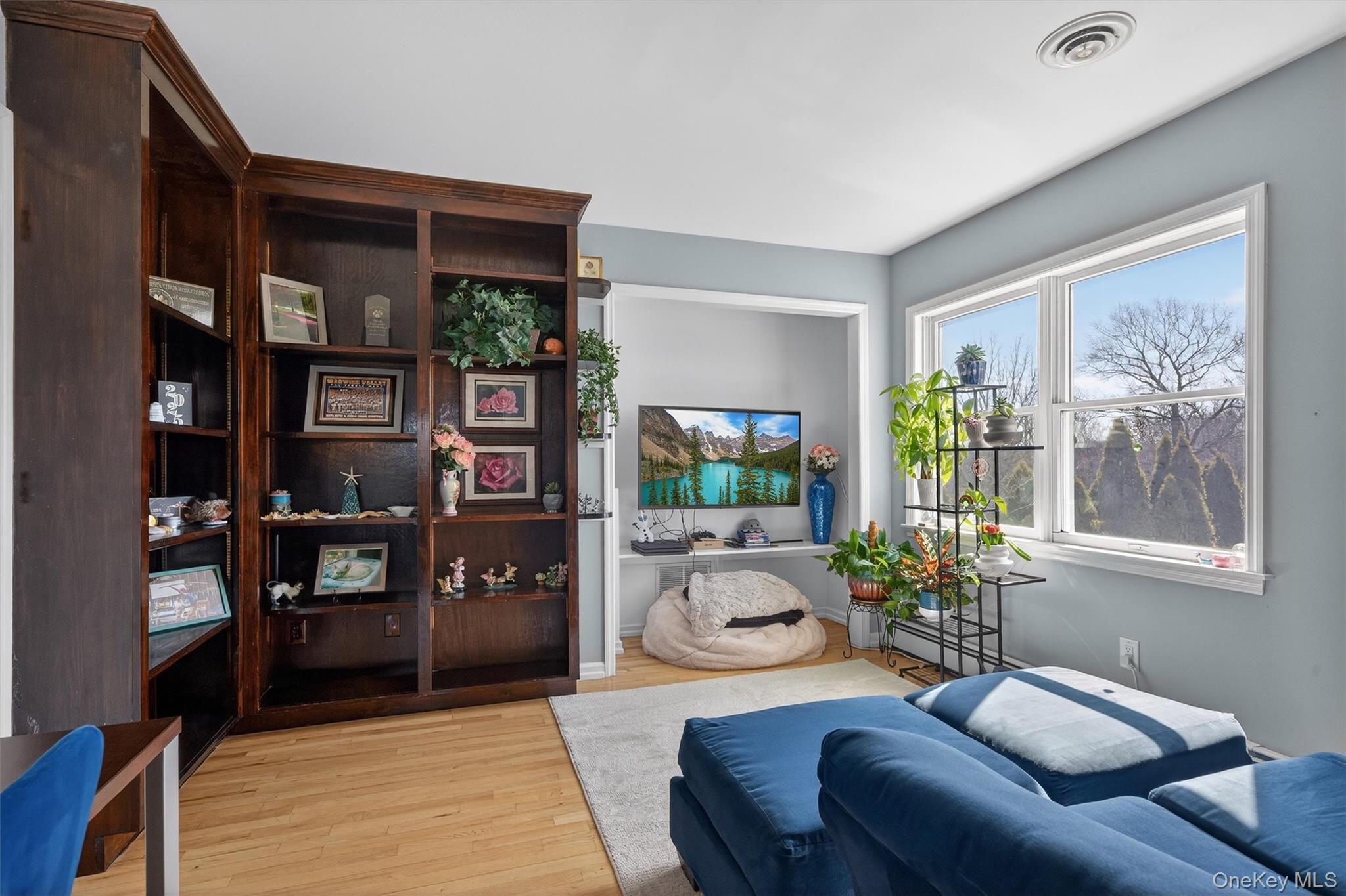 18 Almond Tree Lane, Warwick, NY 10990