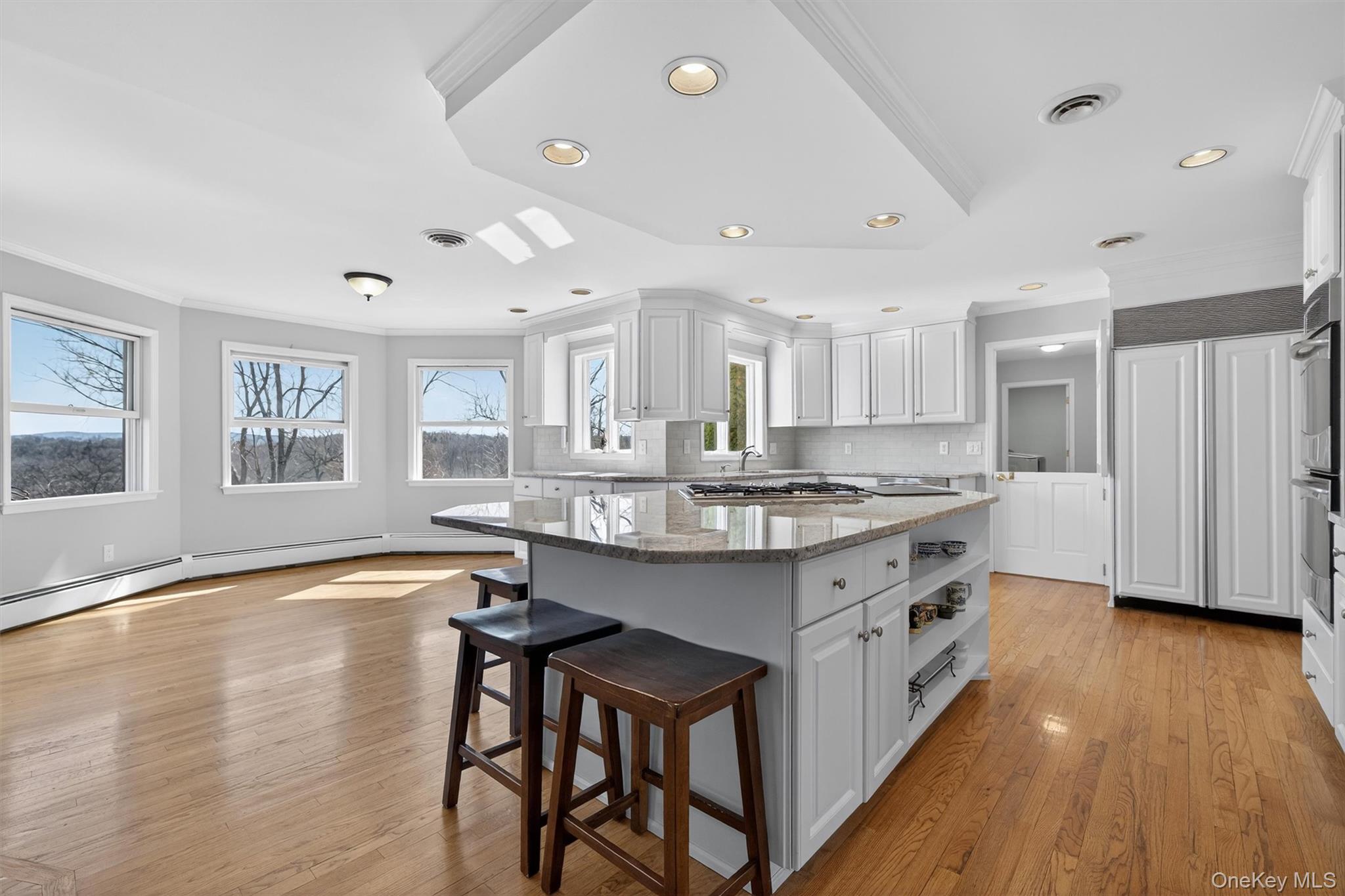 18 Almond Tree Lane, Warwick, NY 10990