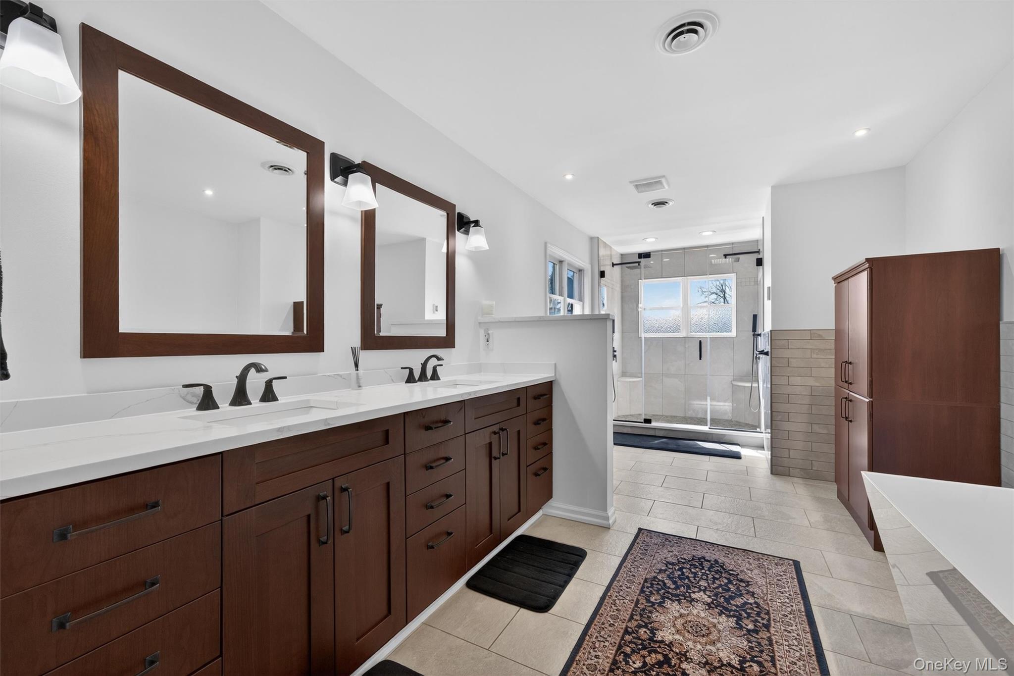 18 Almond Tree Lane, Warwick, NY 10990