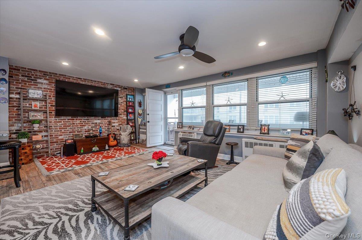 711 Shore Rd # 1J, Long Beach, NY 11561