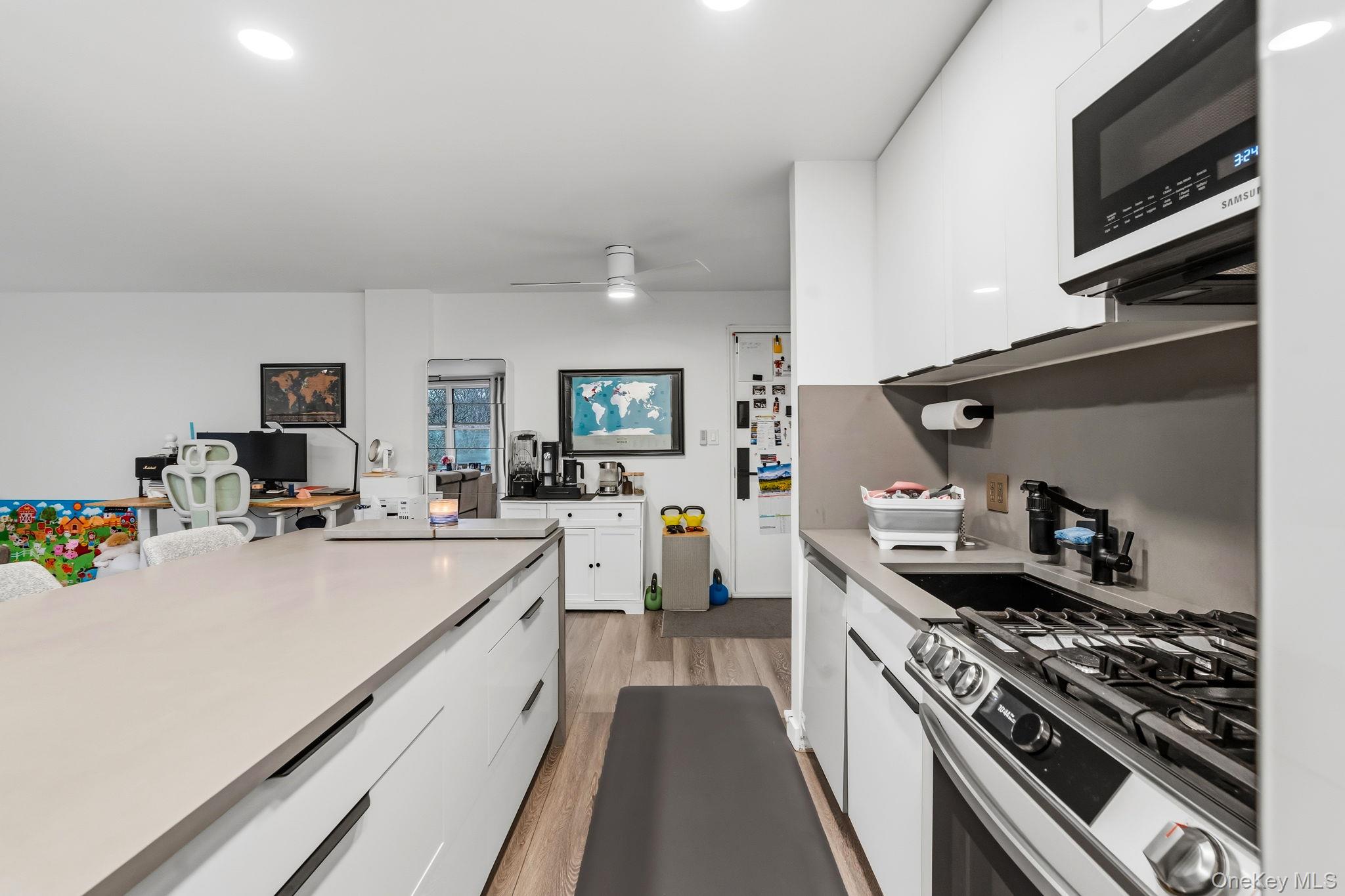 50 Fort Place # A6A, Staten Island, NY 10301