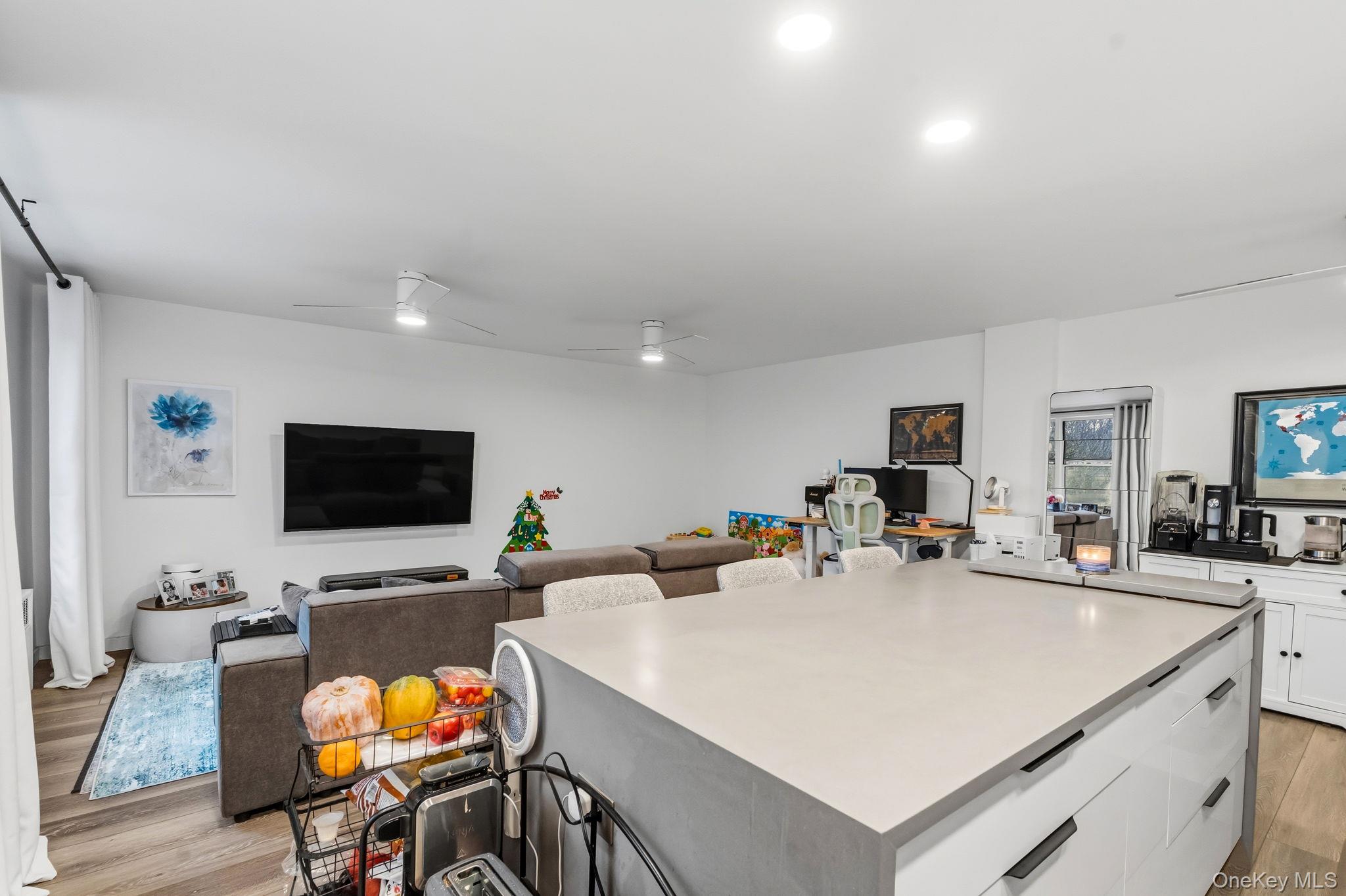 50 Fort Place # A6A, Staten Island, NY 10301