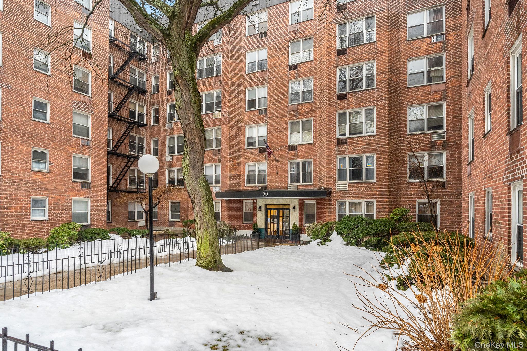 50 Fort Place # A6A, Staten Island, NY 10301