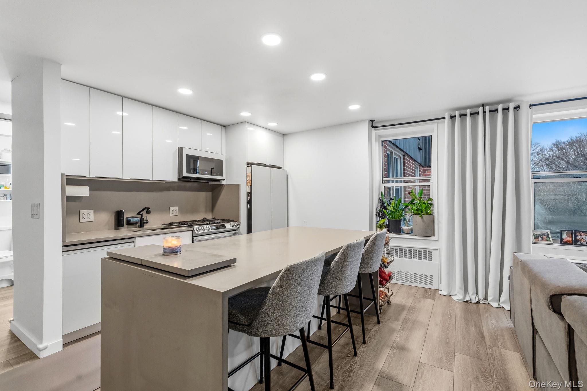 50 Fort Place # A6A, Staten Island, NY 10301