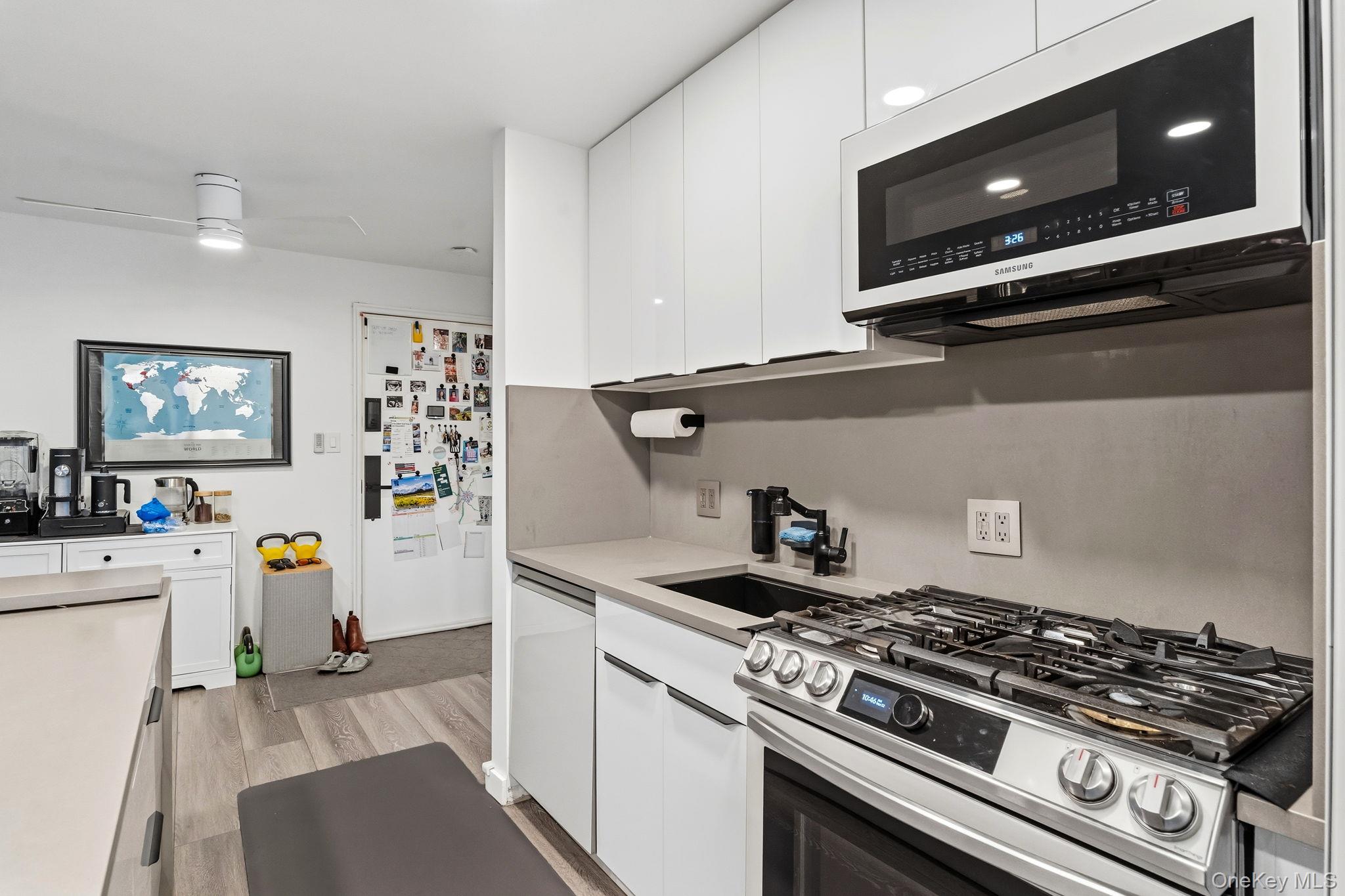 50 Fort Place # A6A, Staten Island, NY 10301