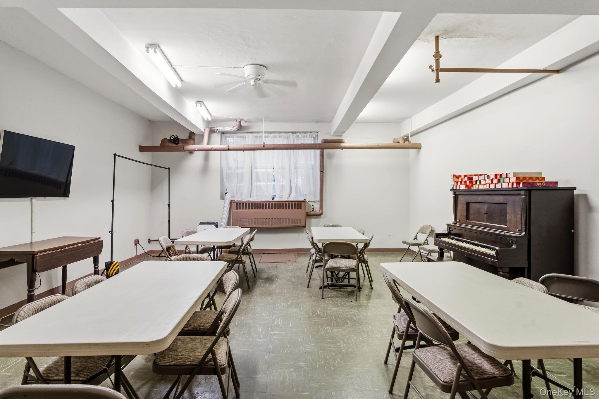 50 Fort Place # A6A, Staten Island, NY 10301