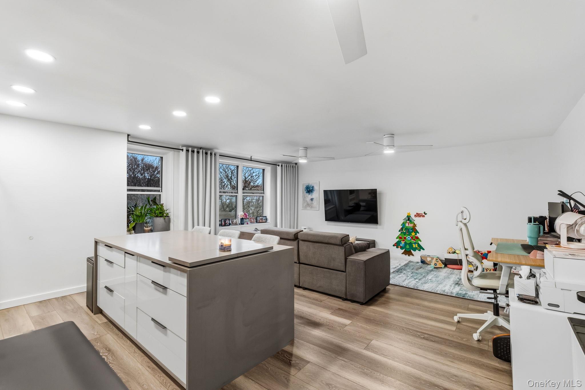 50 Fort Place # A6A, Staten Island, NY 10301