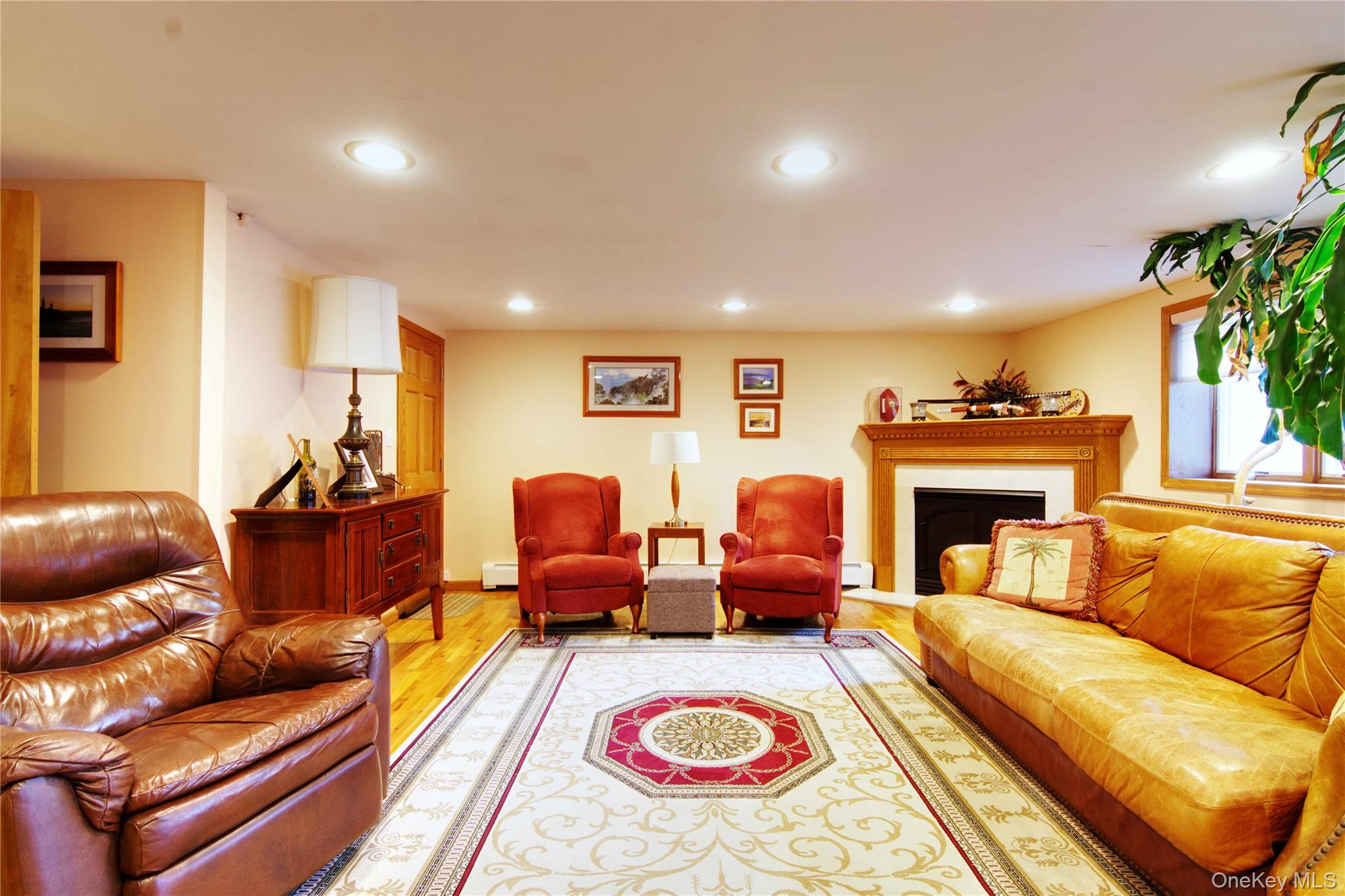 146 East Drive, Massapequa, NY 11758