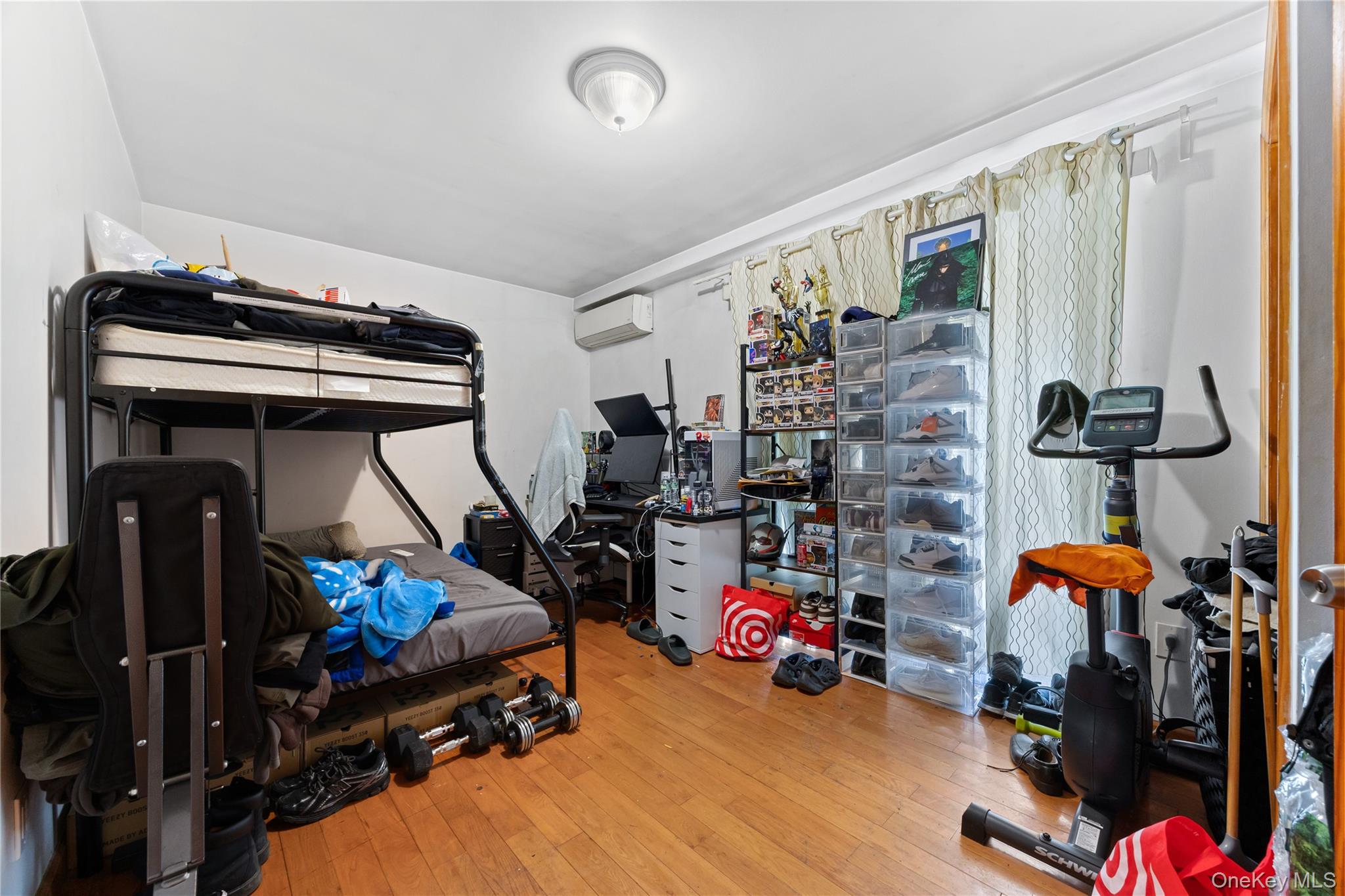 13006 58th Road, Flushing, NY 11355