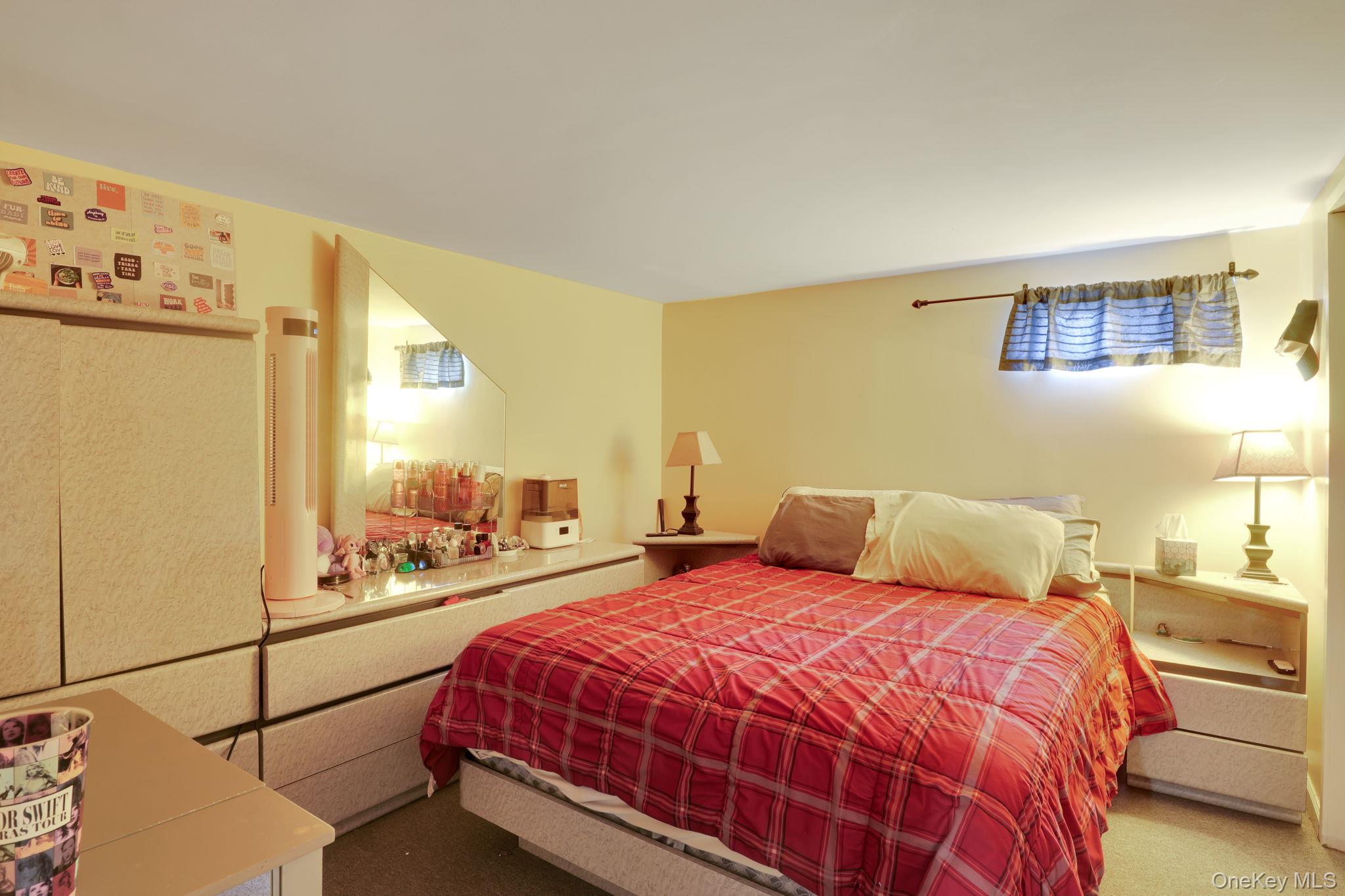 16255 12th Avenue, Whitestone, NY 11357