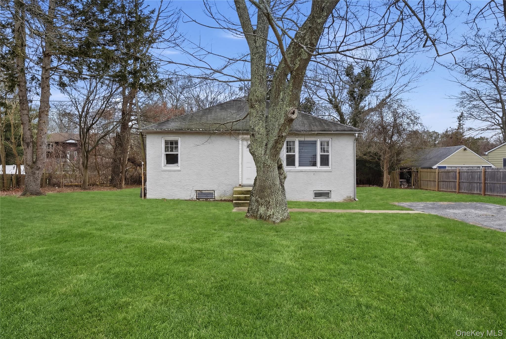 20 Wilson Avenue, Nesconset, NY 11767