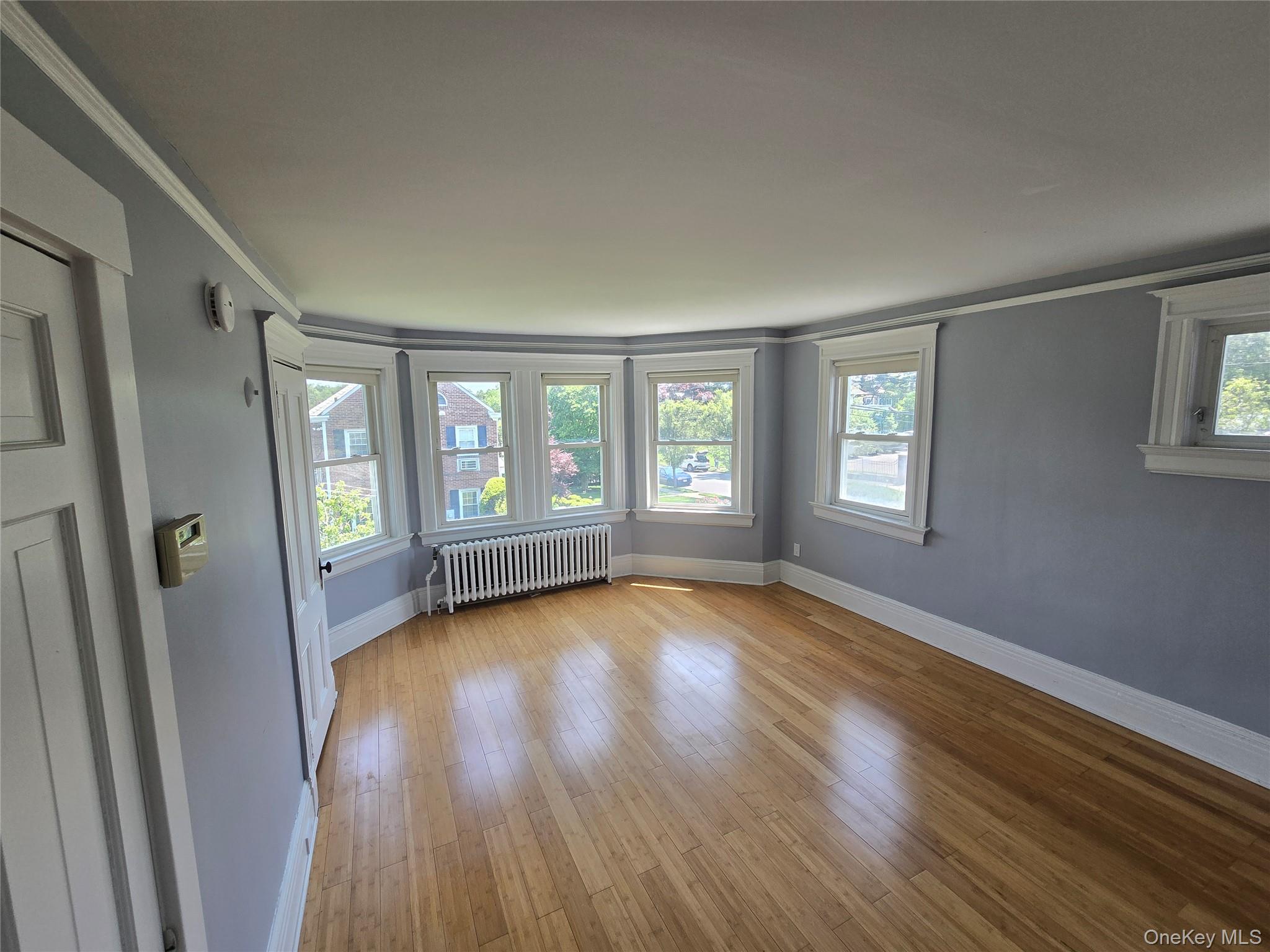 21-23 George Street, Manhasset, NY 11030