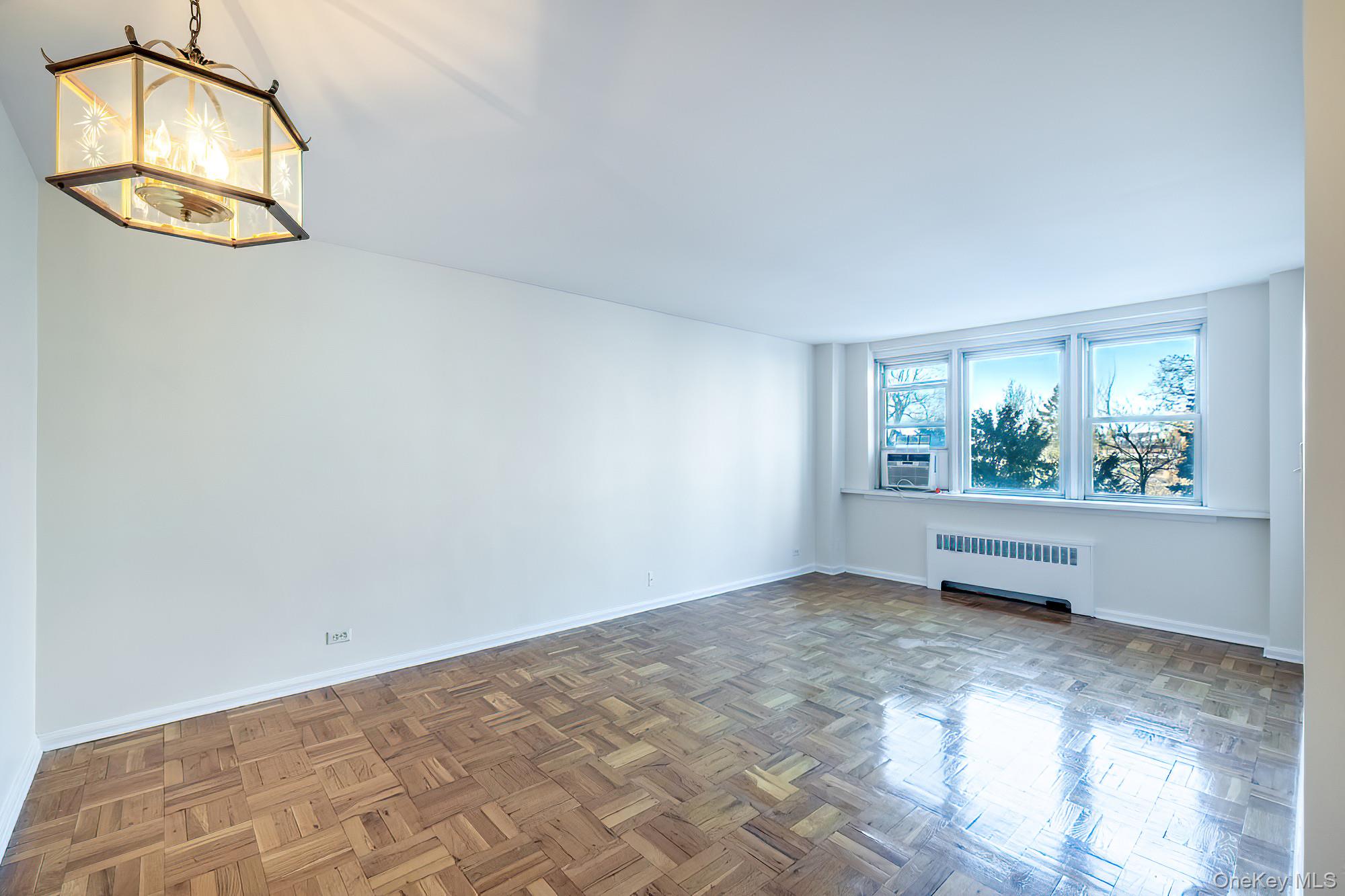 60 Knolls Crescent # 4H, Bronx, NY 10463