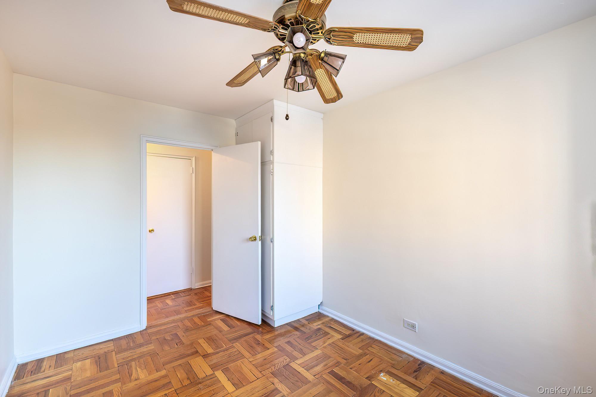 60 Knolls Crescent # 4H, Bronx, NY 10463