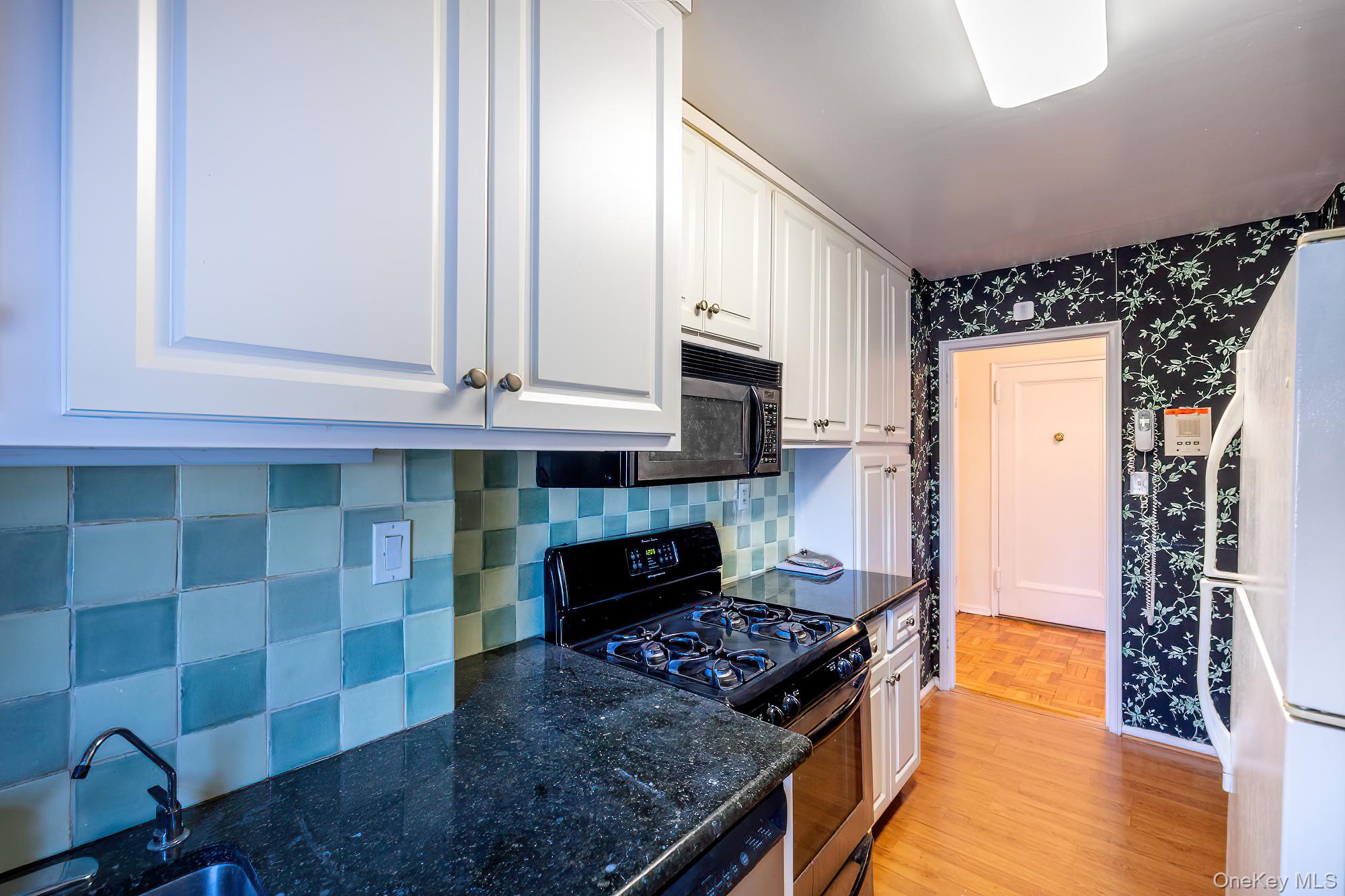 60 Knolls Crescent # 4H, Bronx, NY 10463