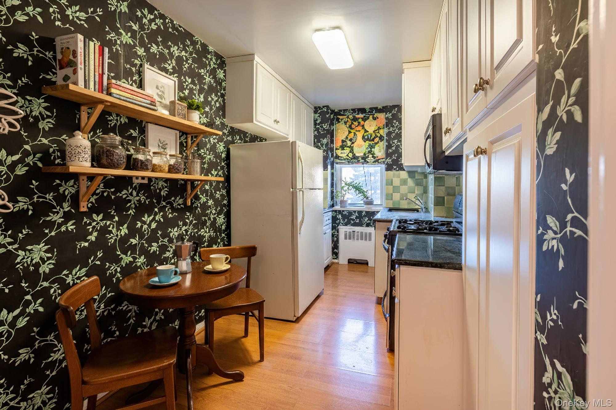 60 Knolls Crescent # 4H, Bronx, NY 10463