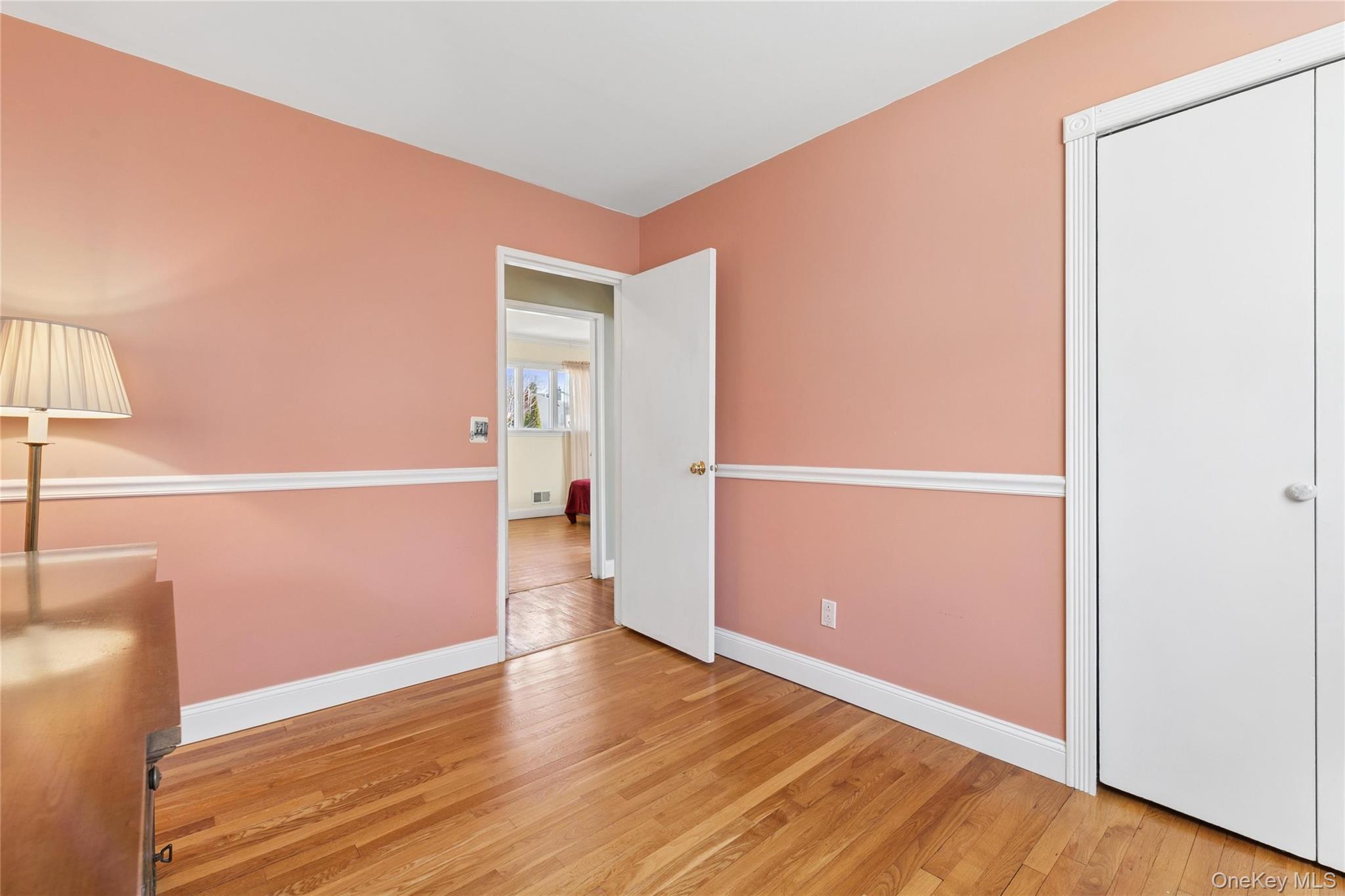 14 Wenmore Road, Commack, NY 11725