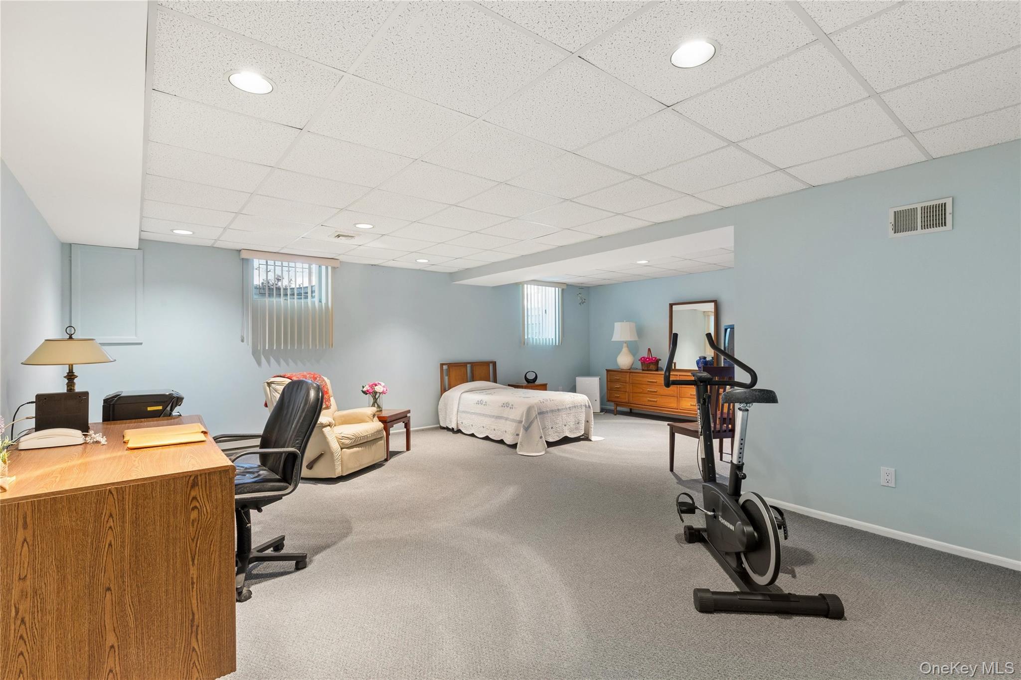 12 Stone Gate Court, Smithtown, NY 11787