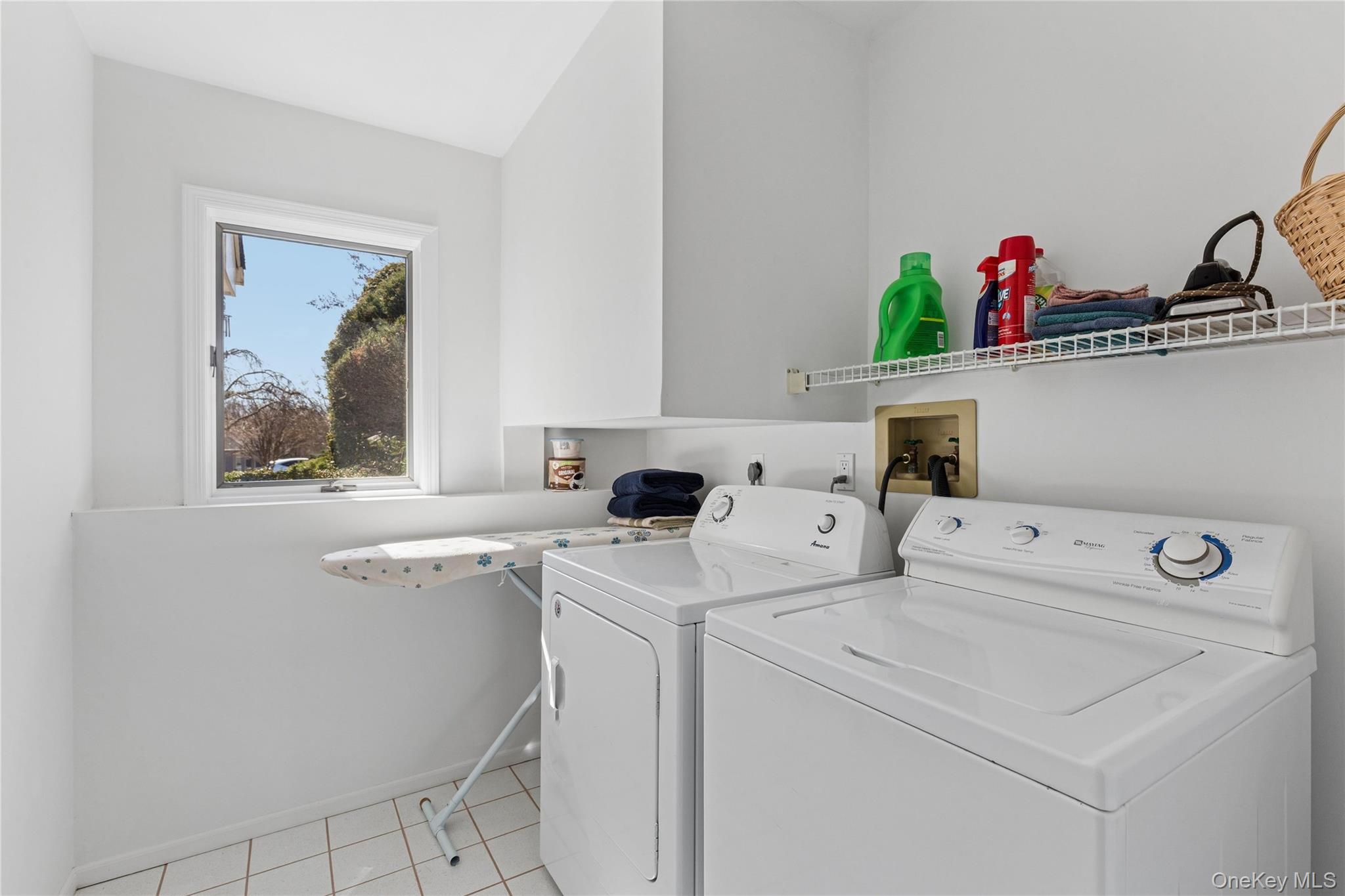 12 Stone Gate Court, Smithtown, NY 11787