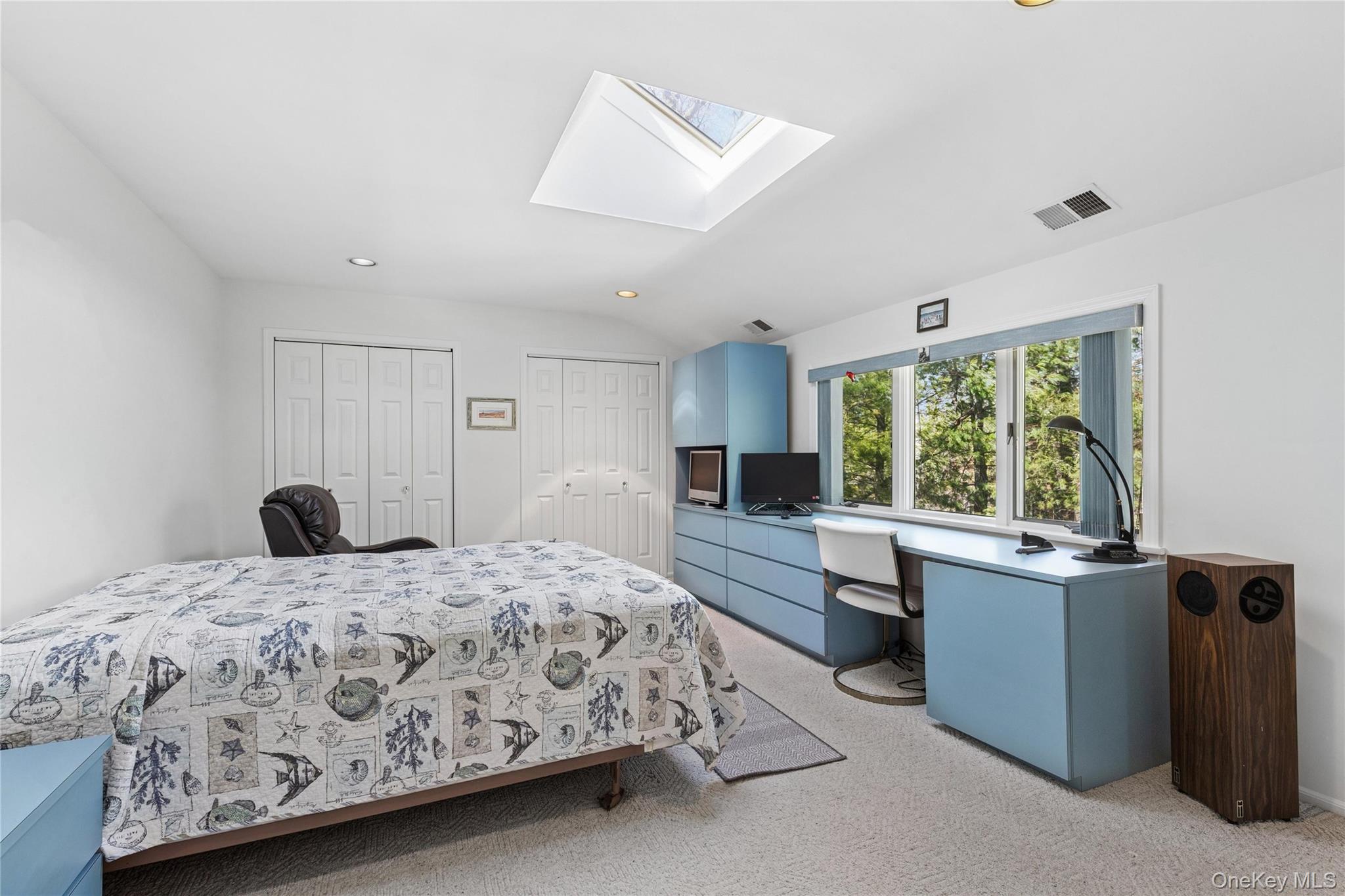 12 Stone Gate Court, Smithtown, NY 11787