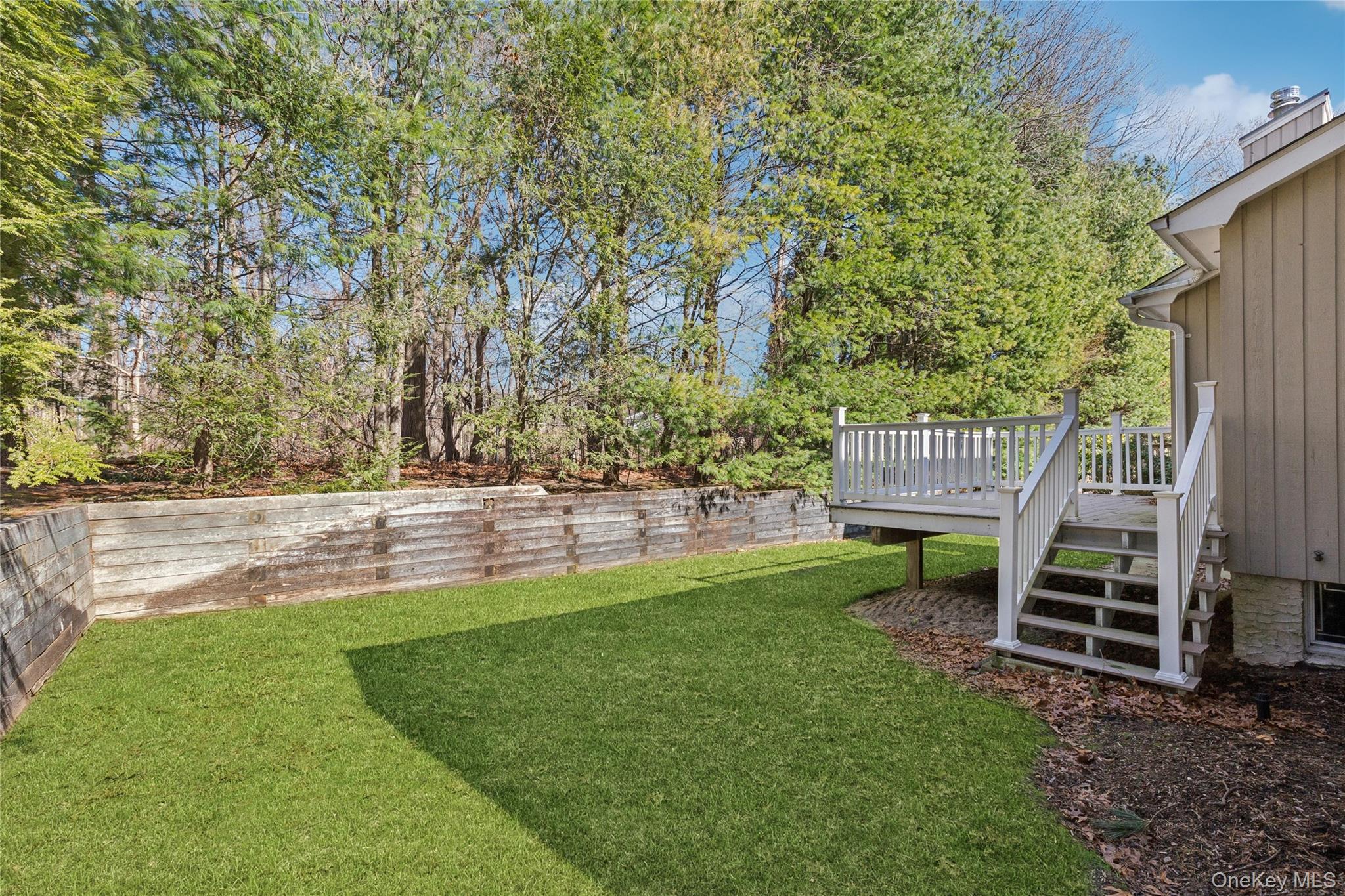 12 Stone Gate Court, Smithtown, NY 11787