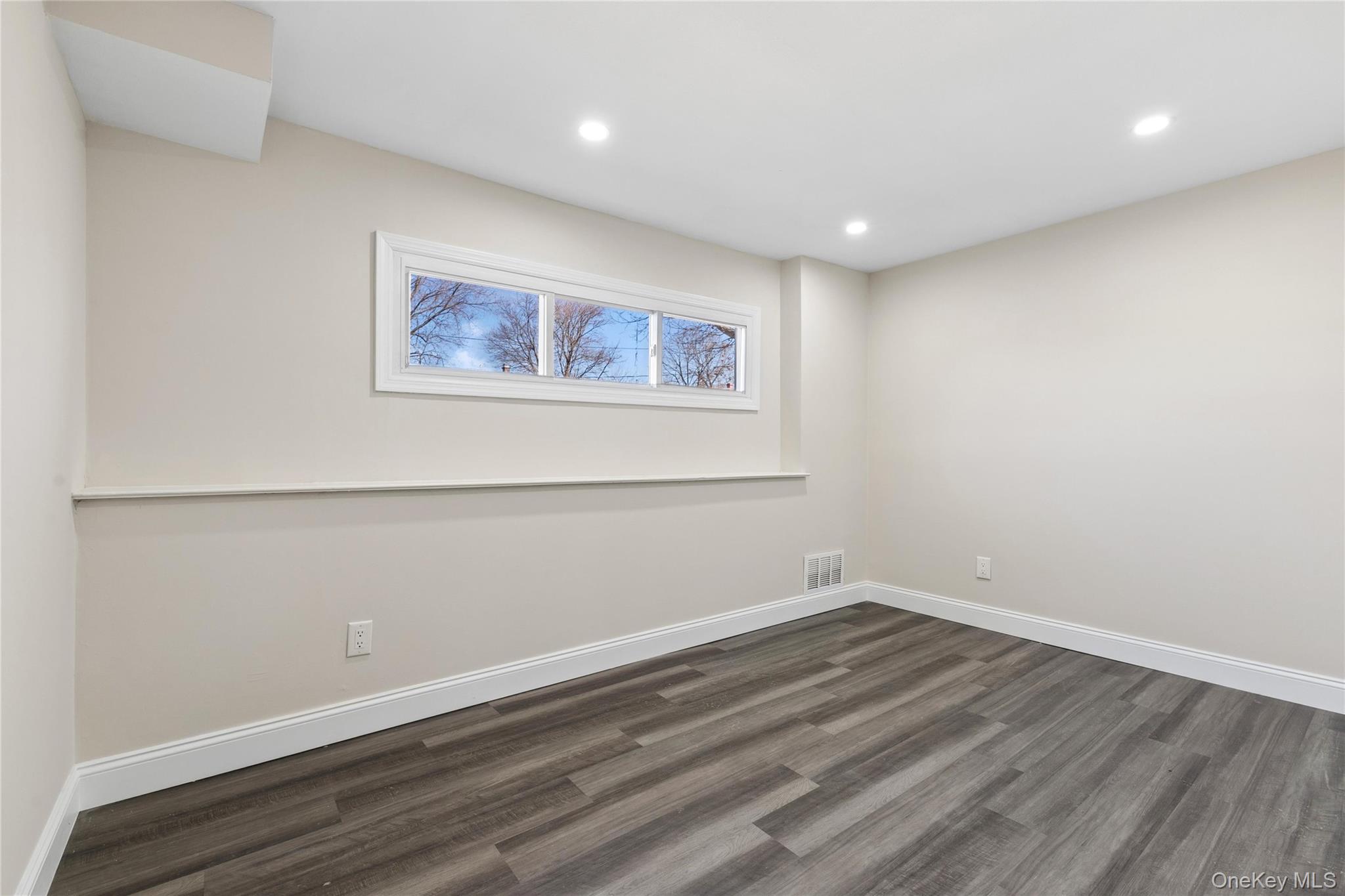 236 Vermont Avenue, Bay Shore, NY 11706