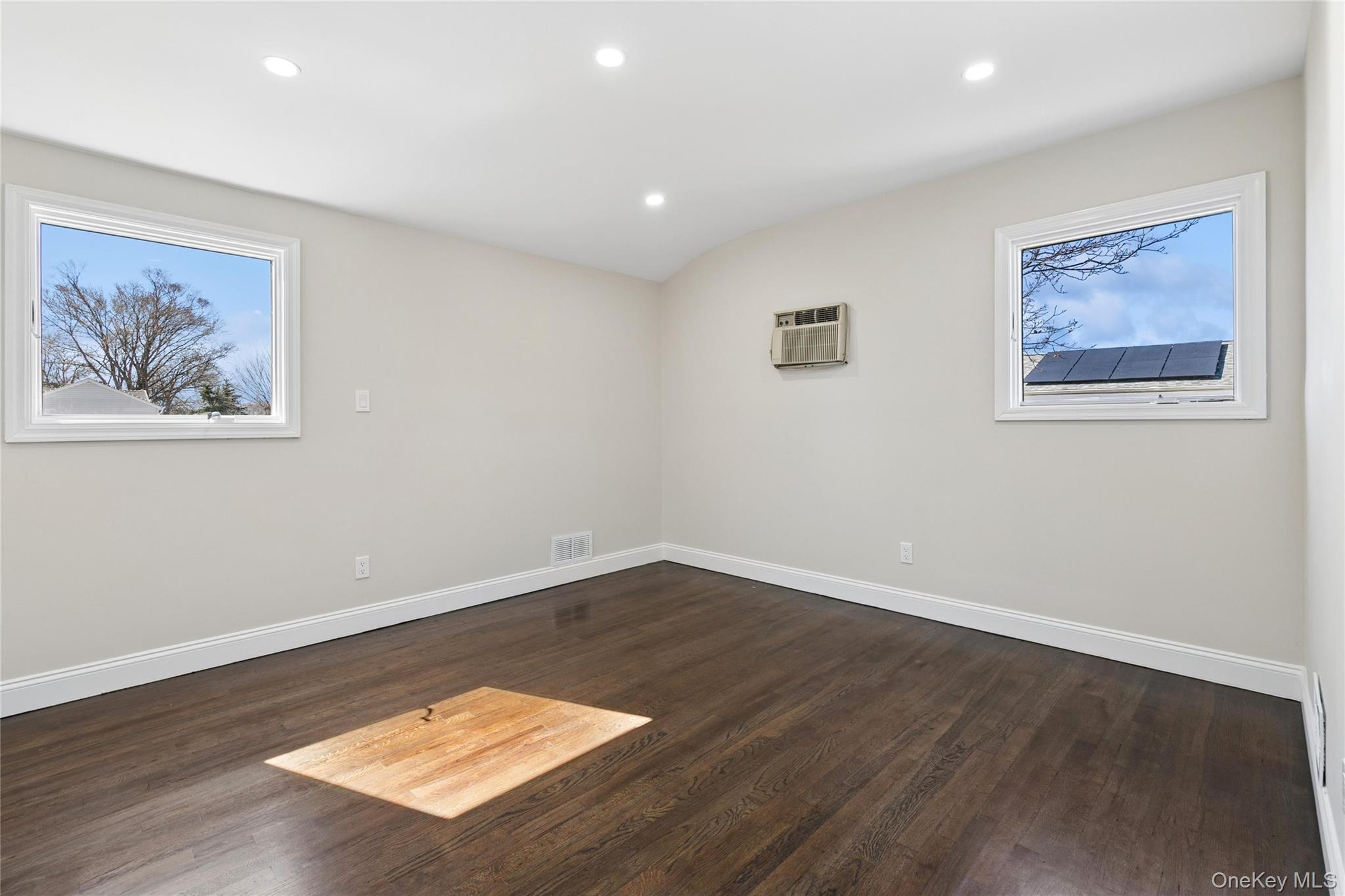 236 Vermont Avenue, Bay Shore, NY 11706