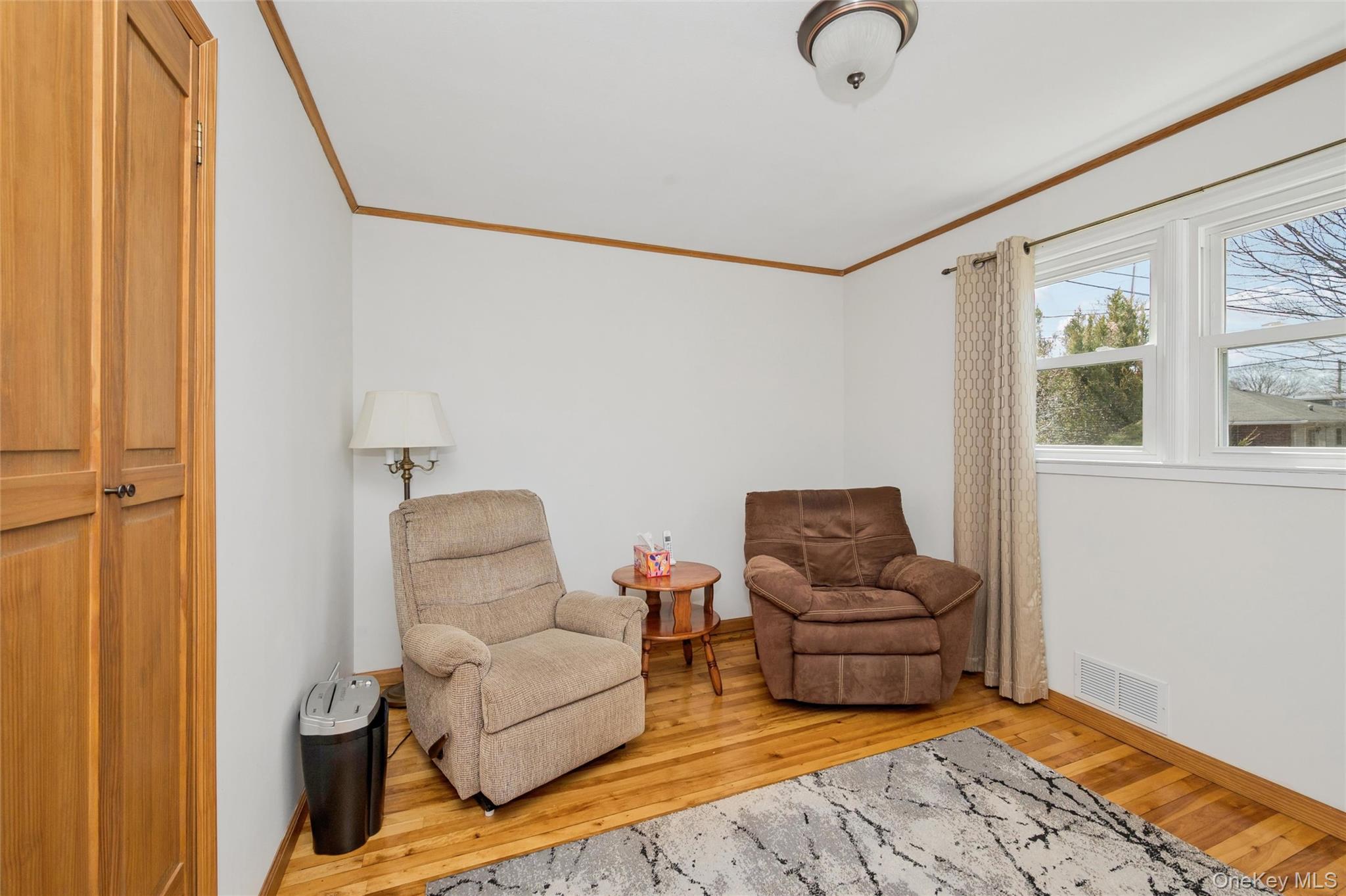 310 S 16th Street, Lindenhurst, NY 11757