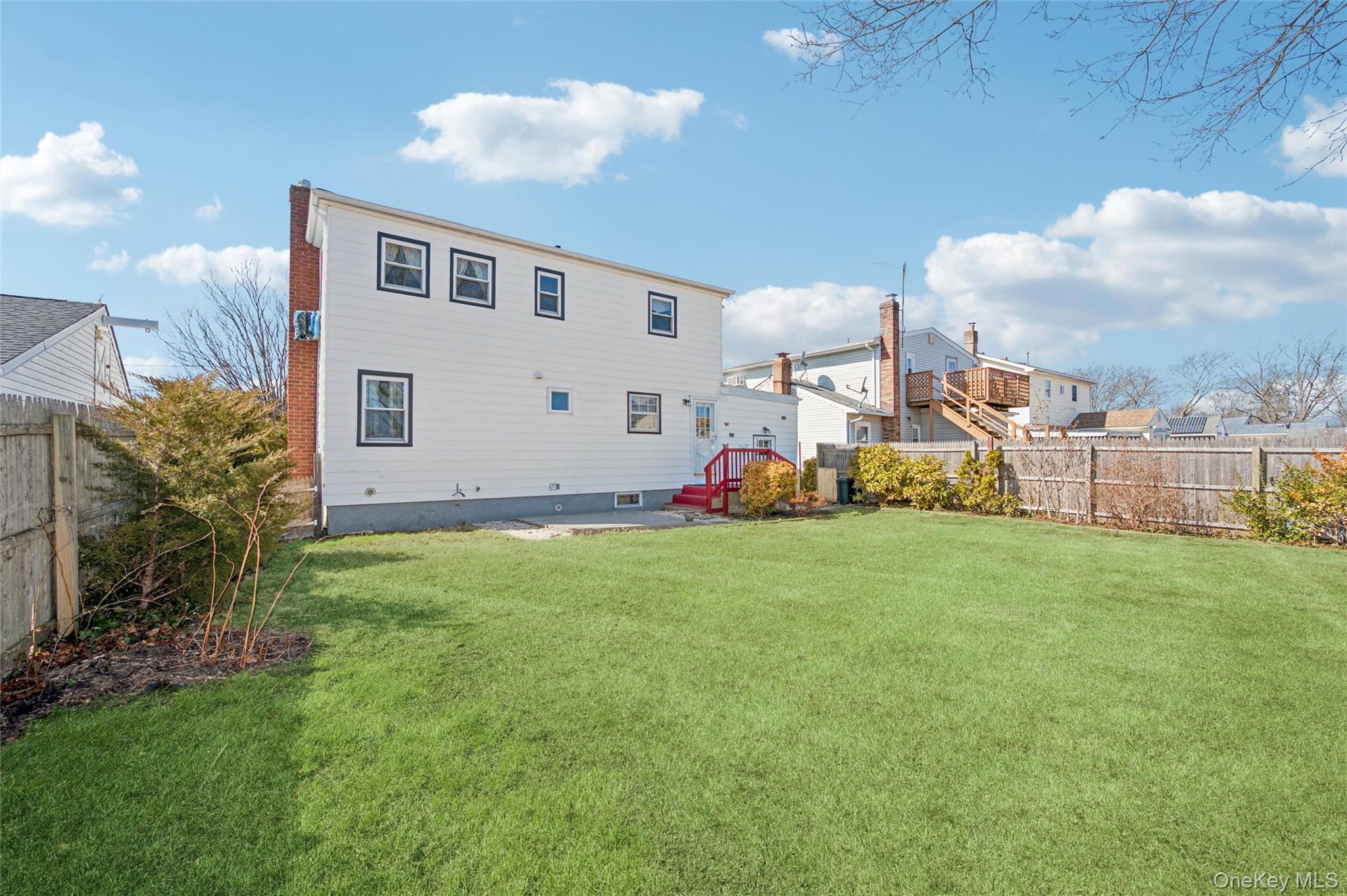 310 S 16th Street, Lindenhurst, NY 11757