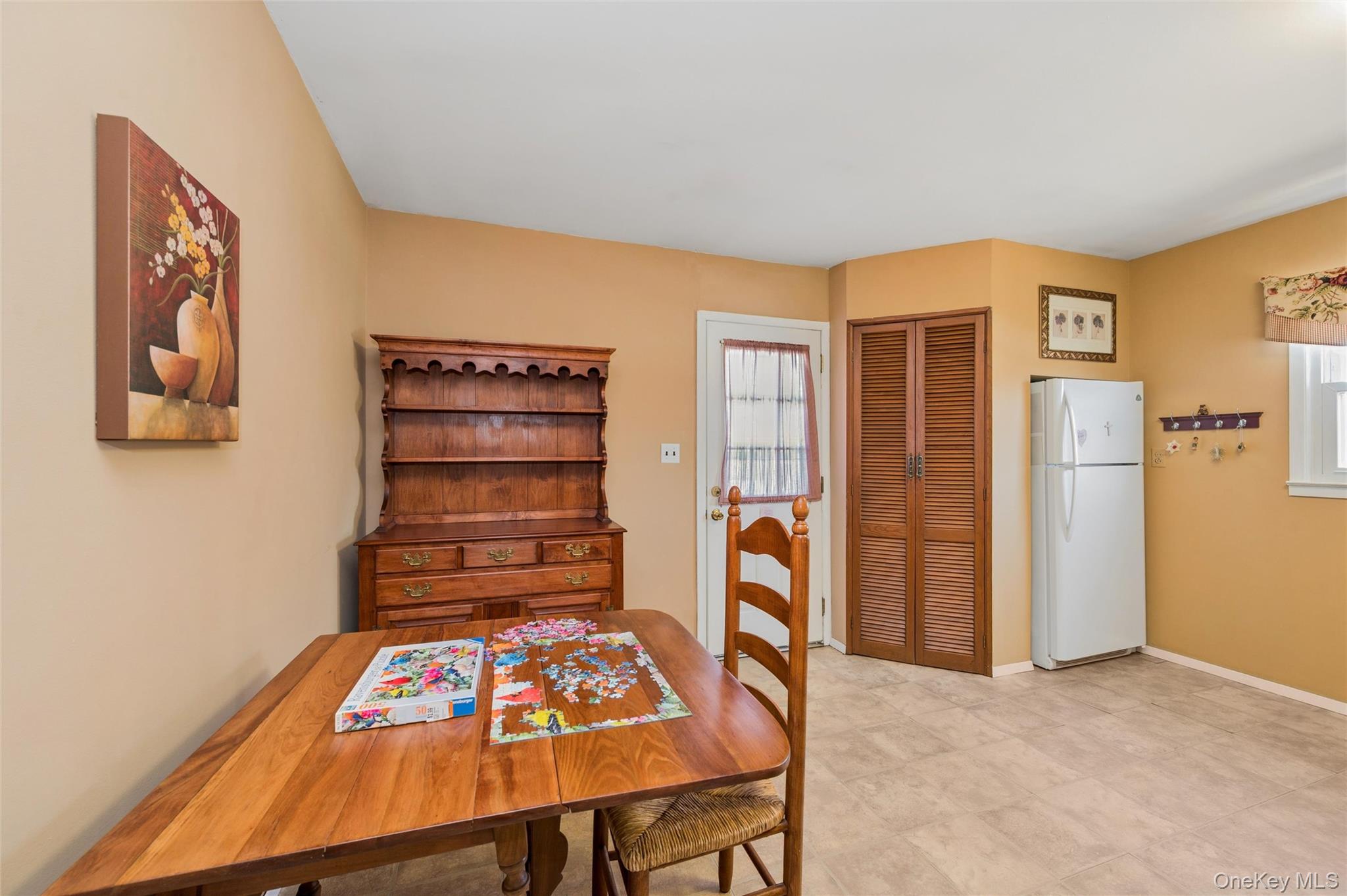 310 S 16th Street, Lindenhurst, NY 11757