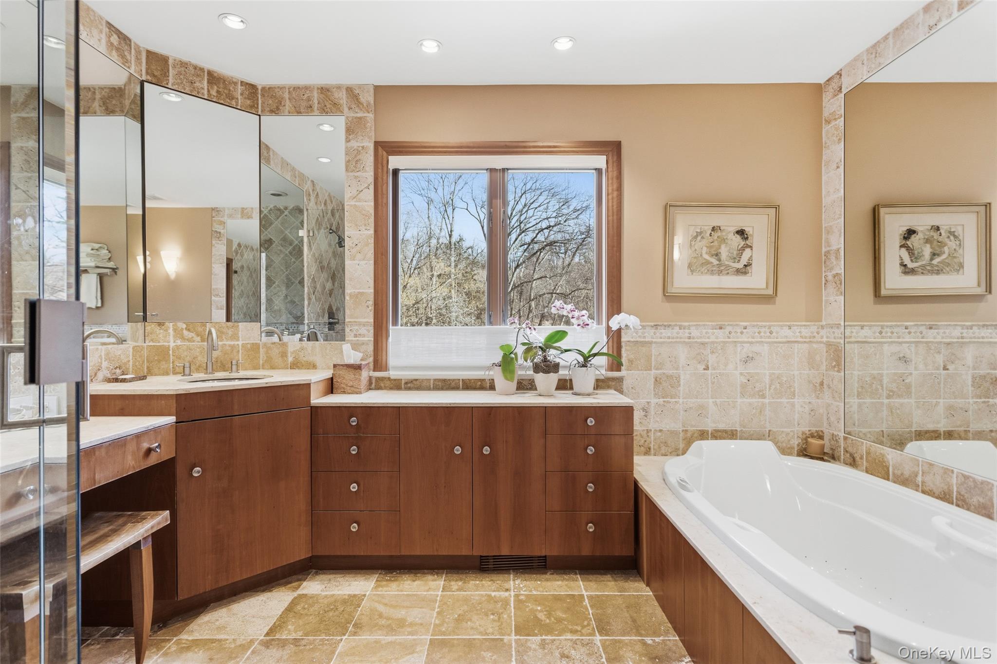 24 Beechwood Way, Briarcliff Manor, NY 10510