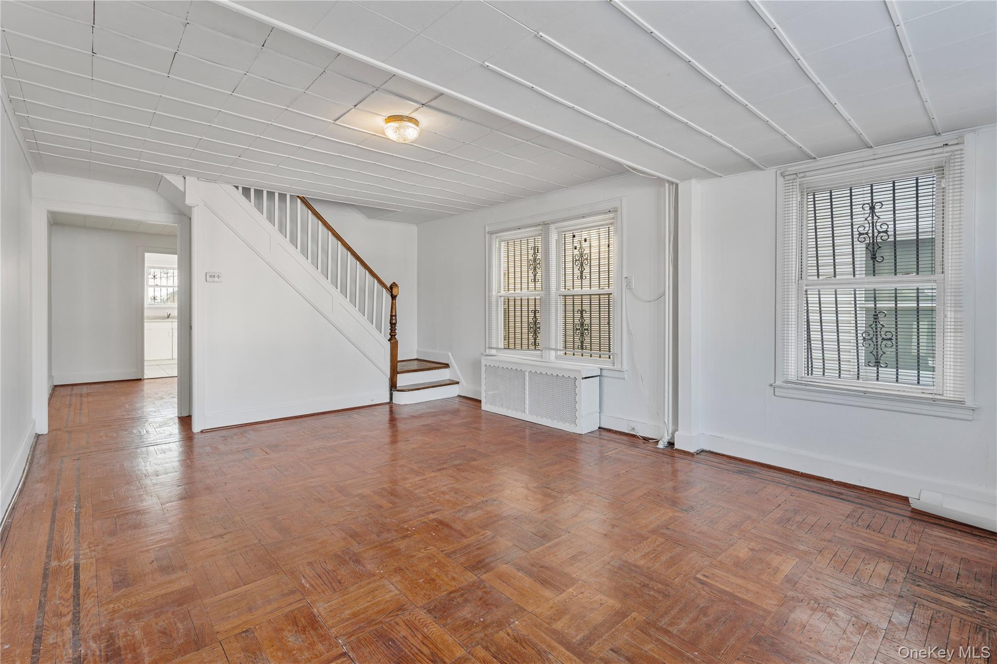 123-10 25th Road, Flushing, NY 11354