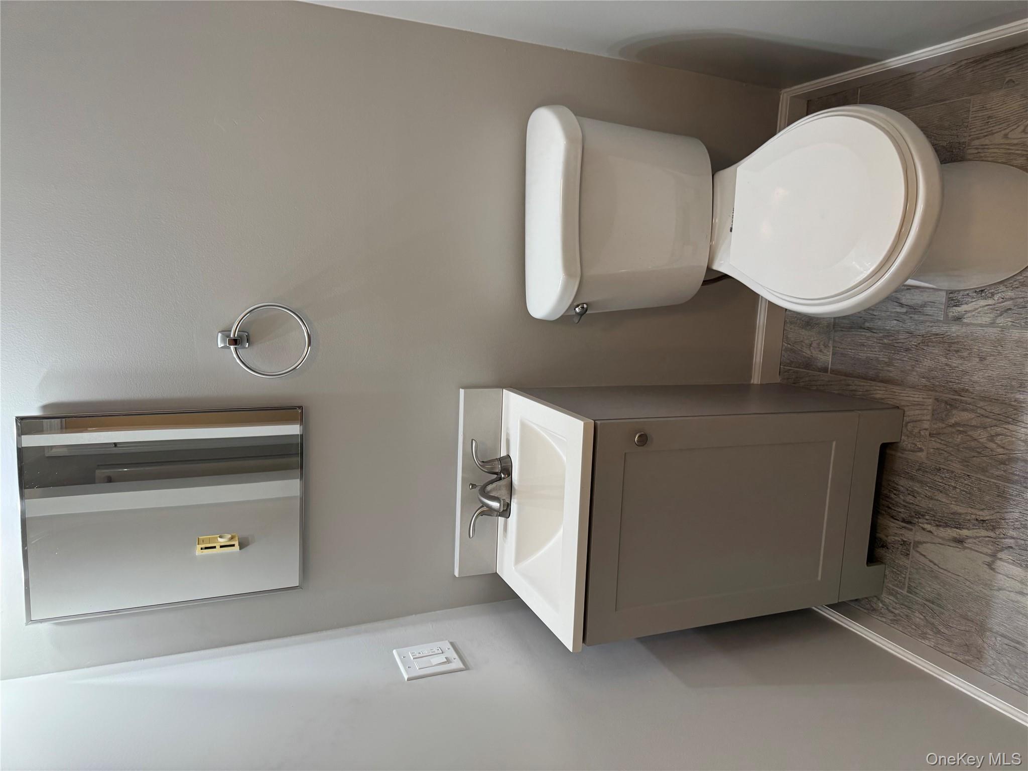 21 Collegeview Avenue # 21-7, Poughkeepsie, NY 12603