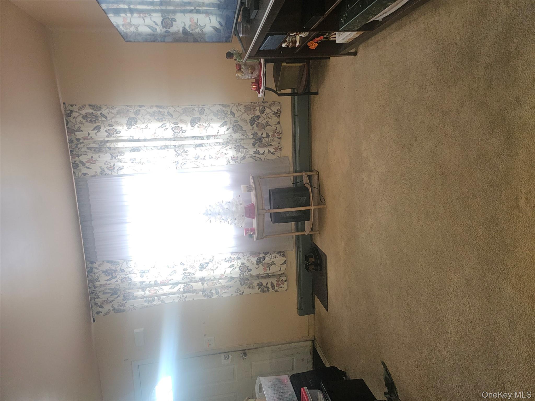 11 Holbrook Street, Bay Shore, NY 11706