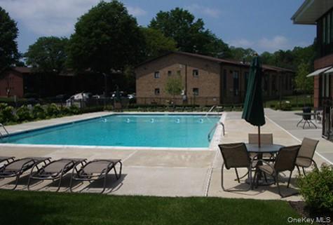 5 Brevoort Drive Drive # 2E, Pomona, NY 10970