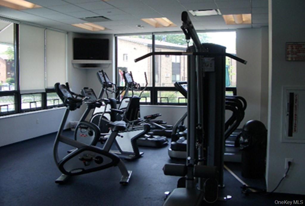 5 Brevoort Drive Drive # 2E, Pomona, NY 10970