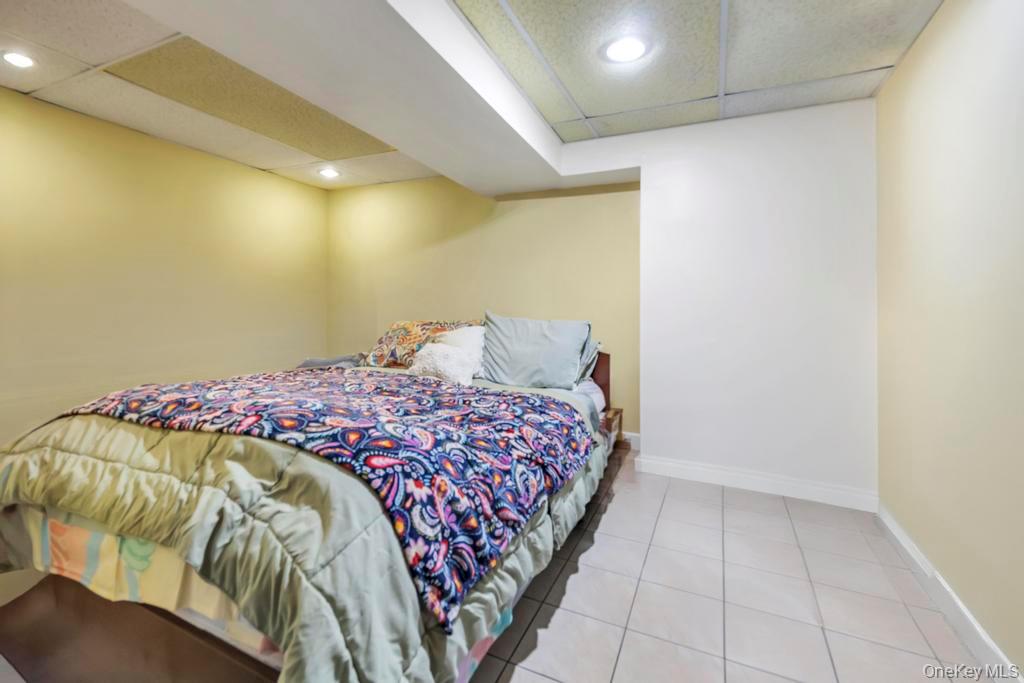 8420 Charlecote Ridge, Jamaica, NY 11432