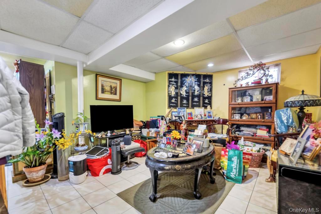 8420 Charlecote Ridge, Jamaica, NY 11432