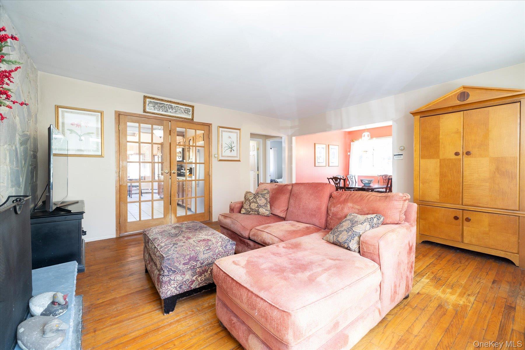 47 Elwood Road, Huntington, NY 11768