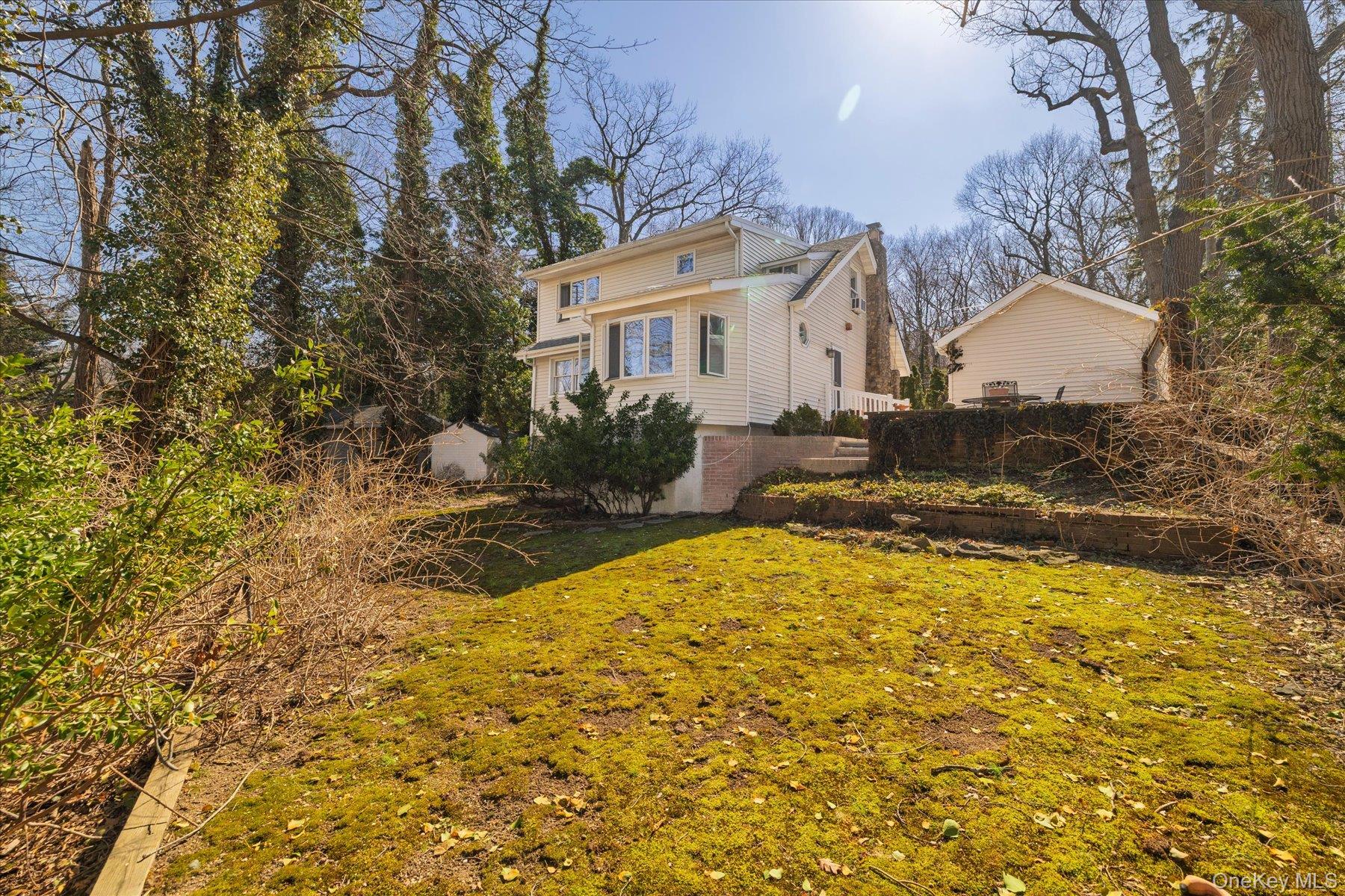 47 Elwood Road, Huntington, NY 11768