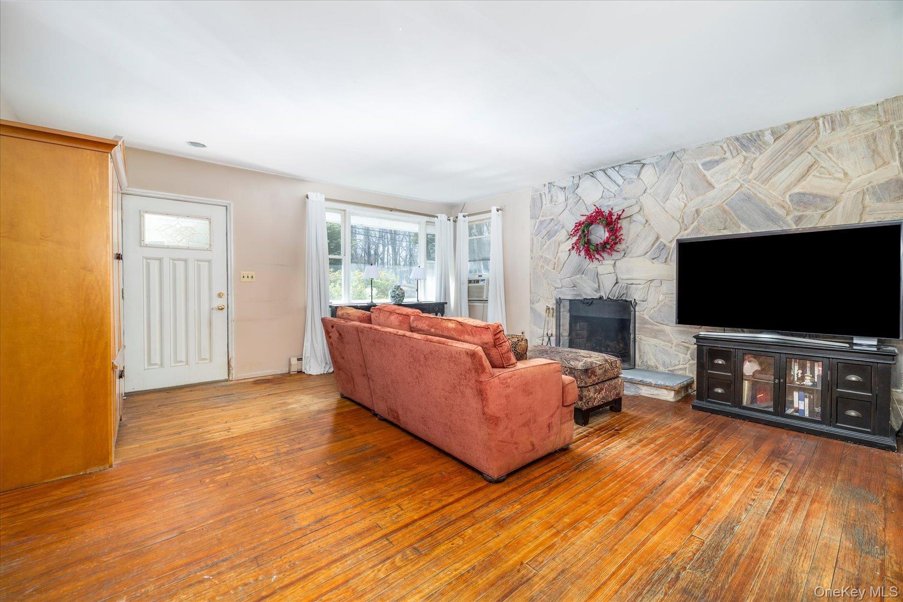 47 Elwood Road, Huntington, NY 11768